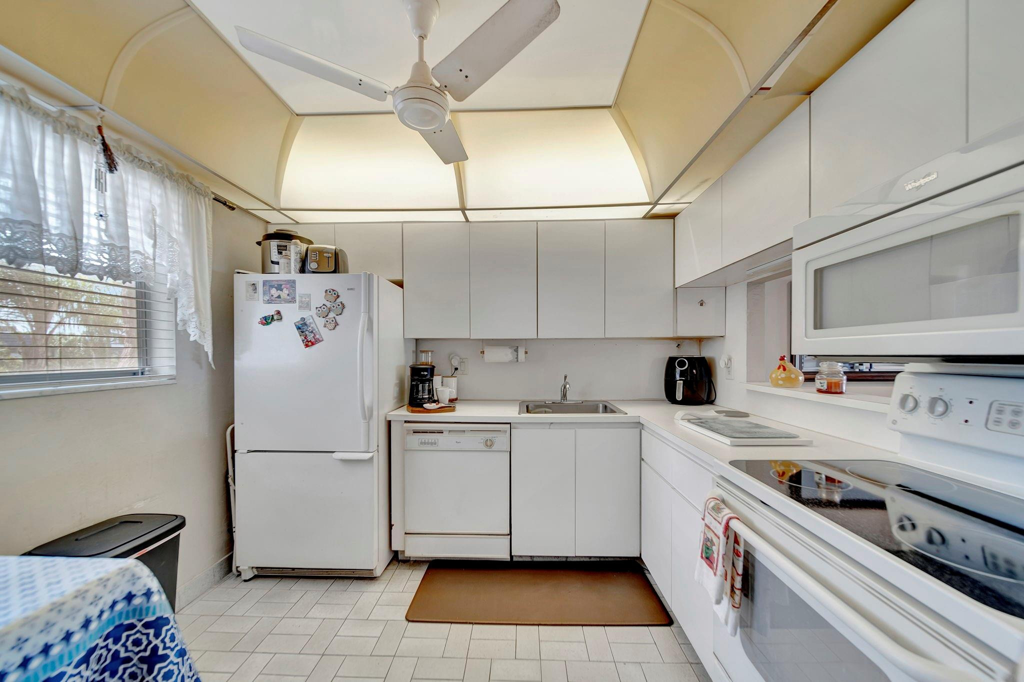 3100 Holiday Springs Boulevard 305