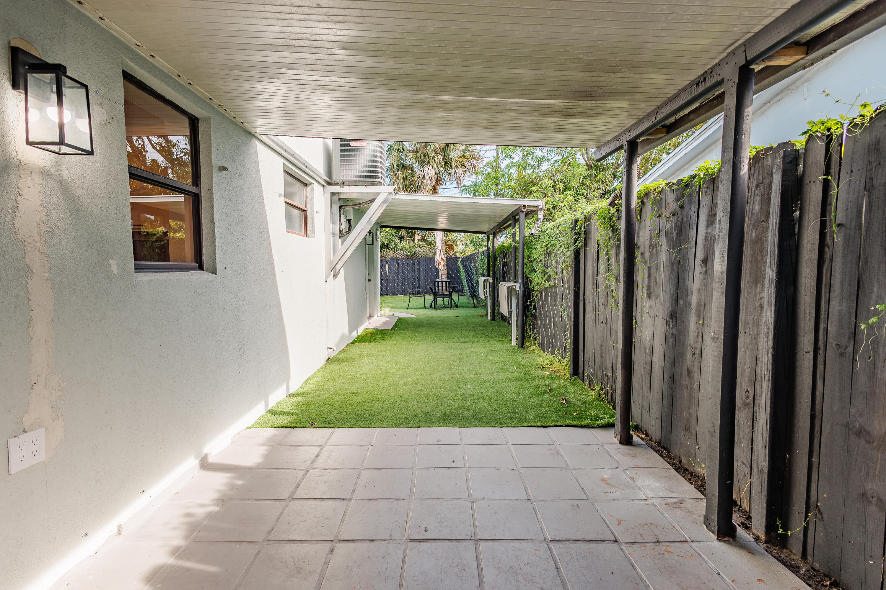 520 NE 58th Street B