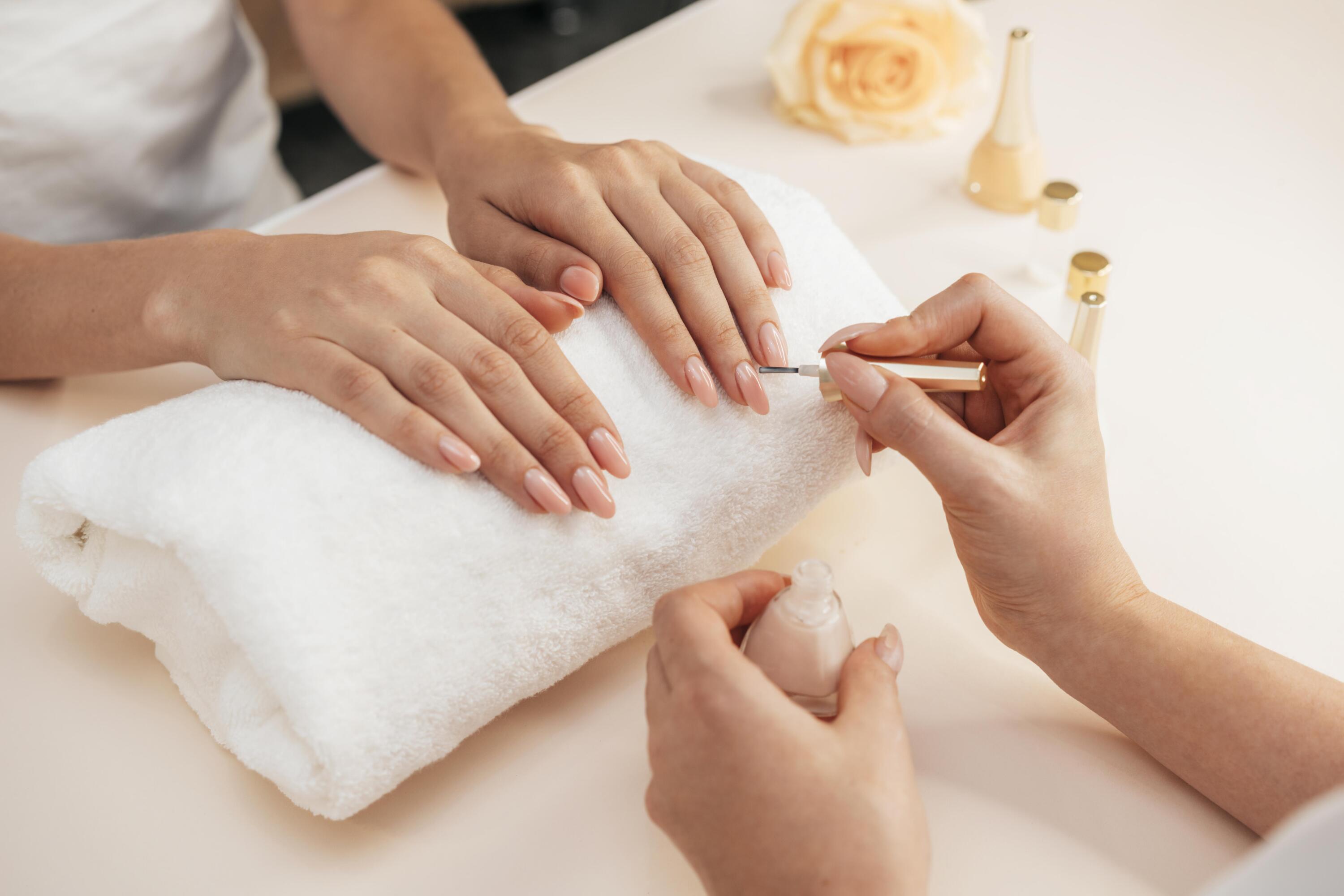 1 Nail Salon