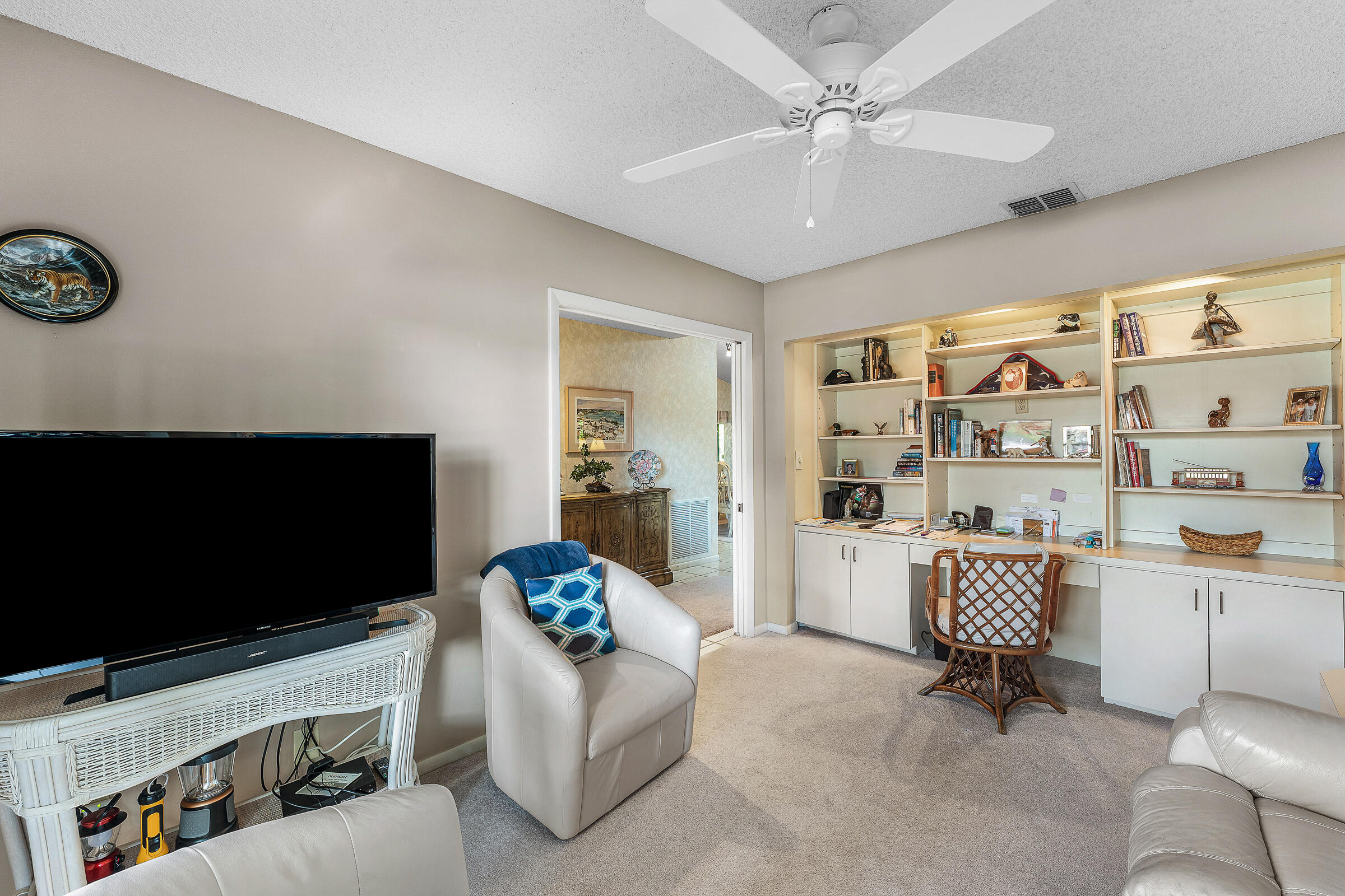 7852 Cloverfield Circle