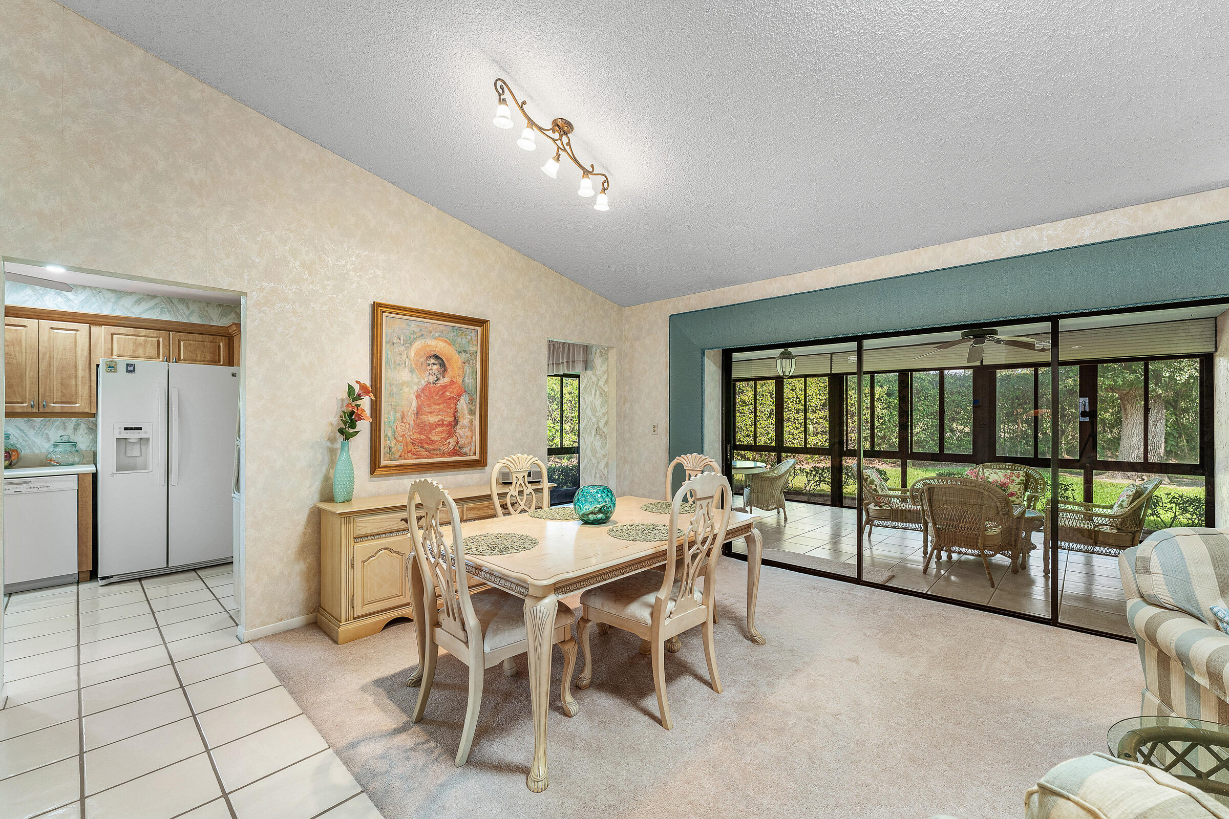 7852 Cloverfield Circle