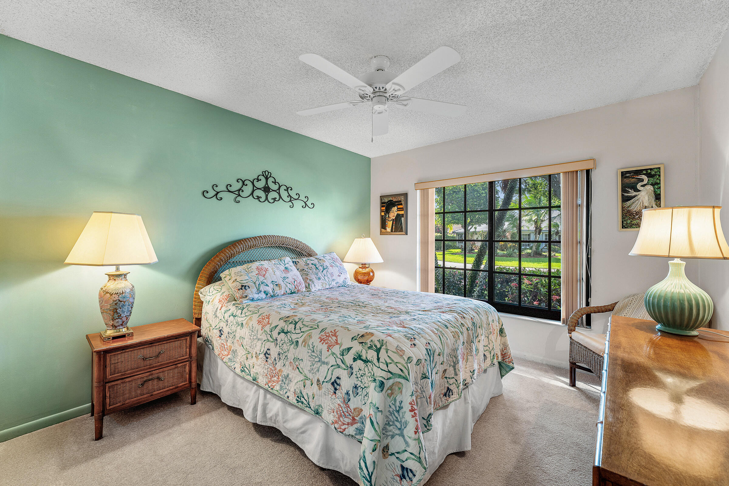 7852 Cloverfield Circle