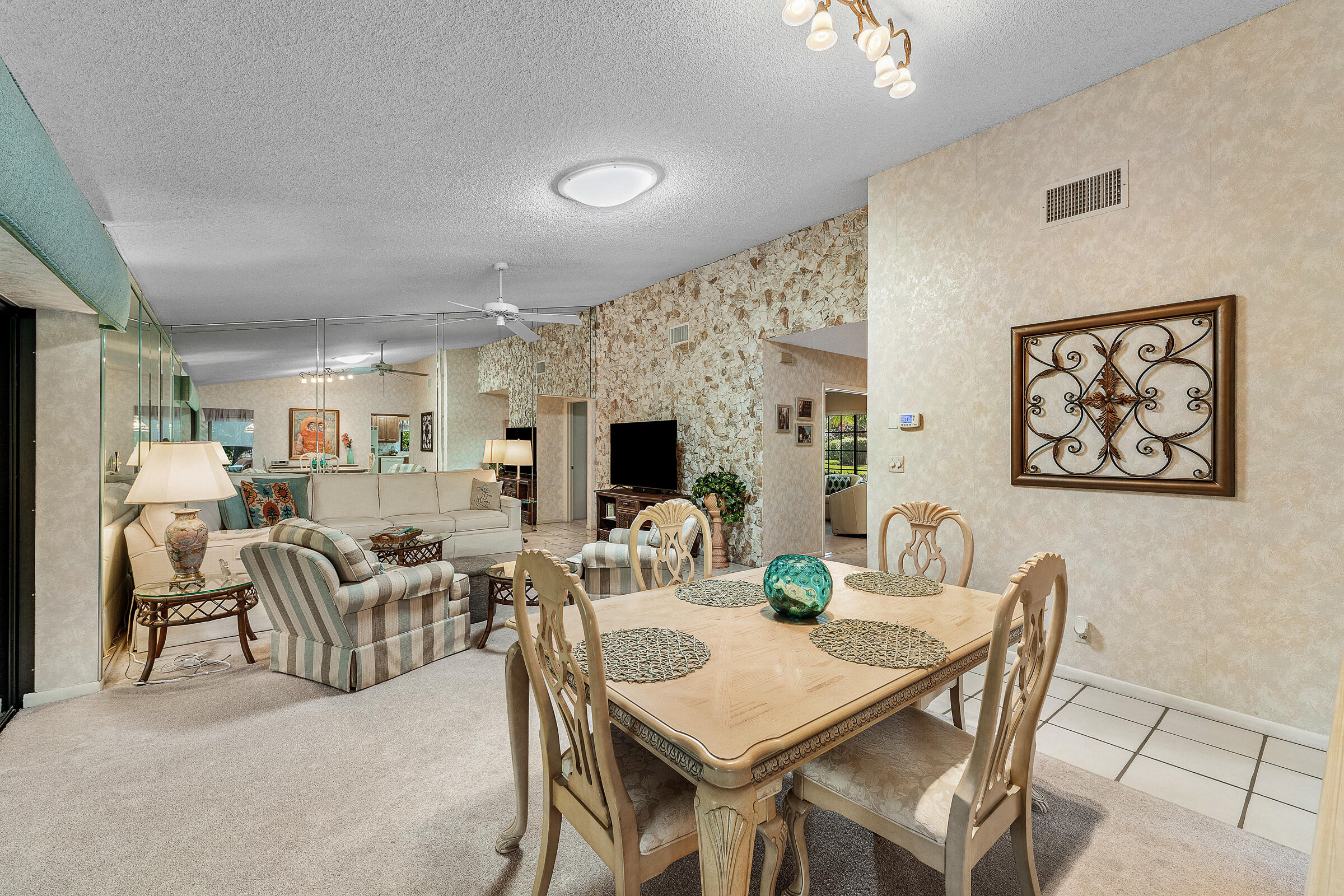 7852 Cloverfield Circle