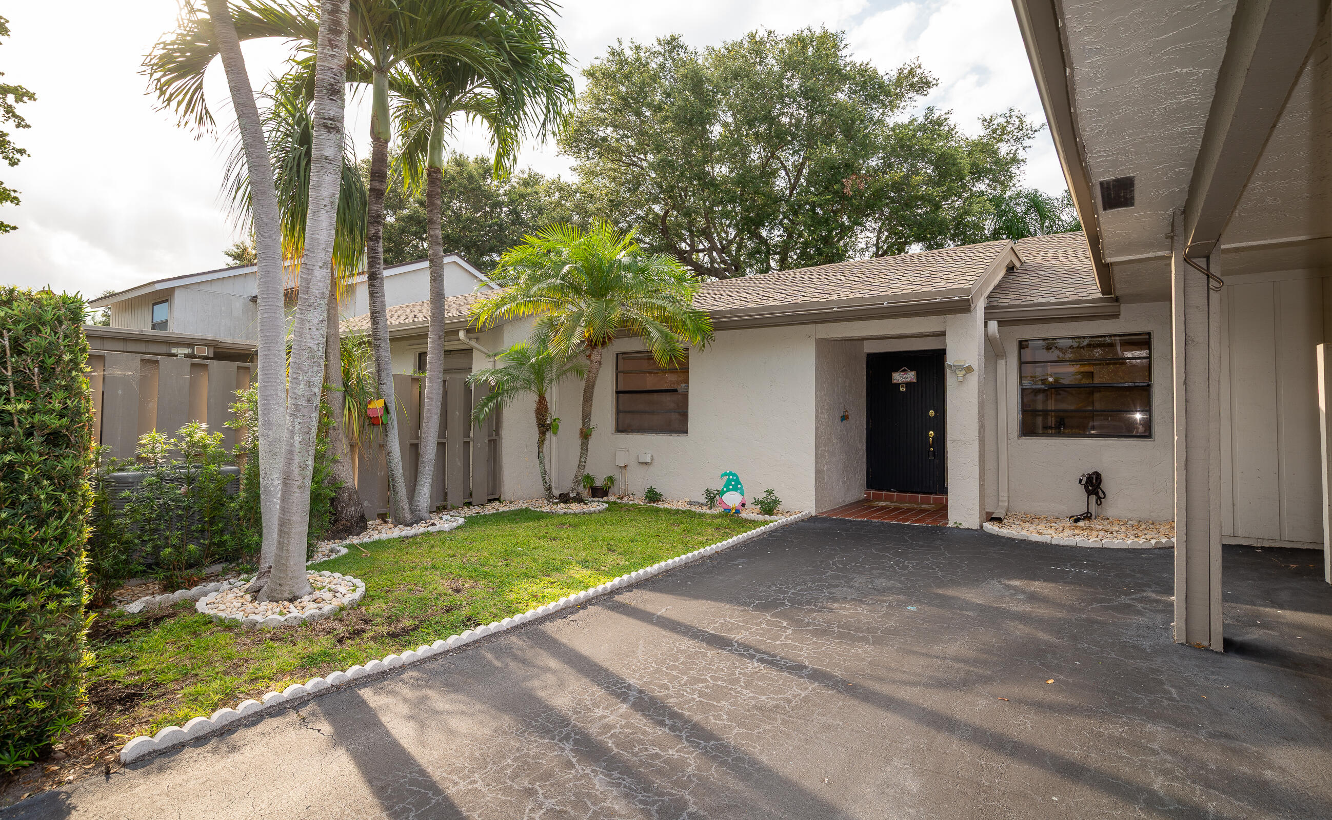 1873 Deer Creek Wildwood Lane N