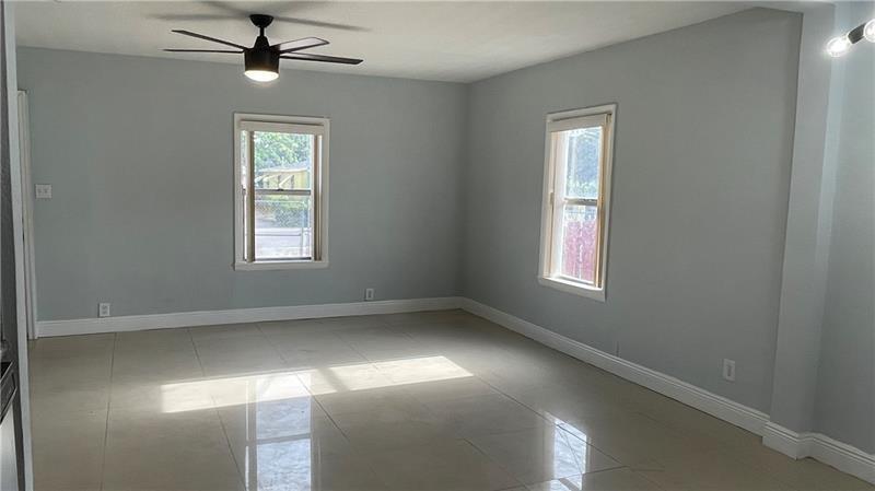 163 SW 5th Street