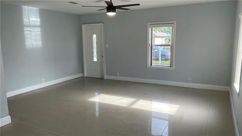 163 SW 5th Street