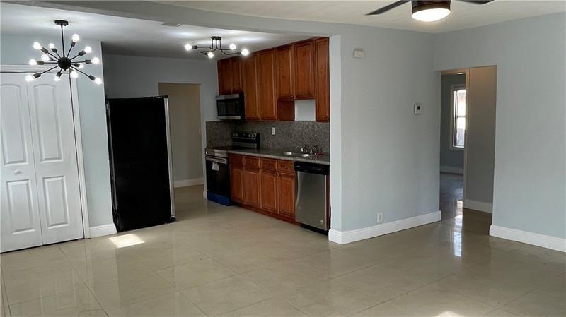 163 SW 5th Street