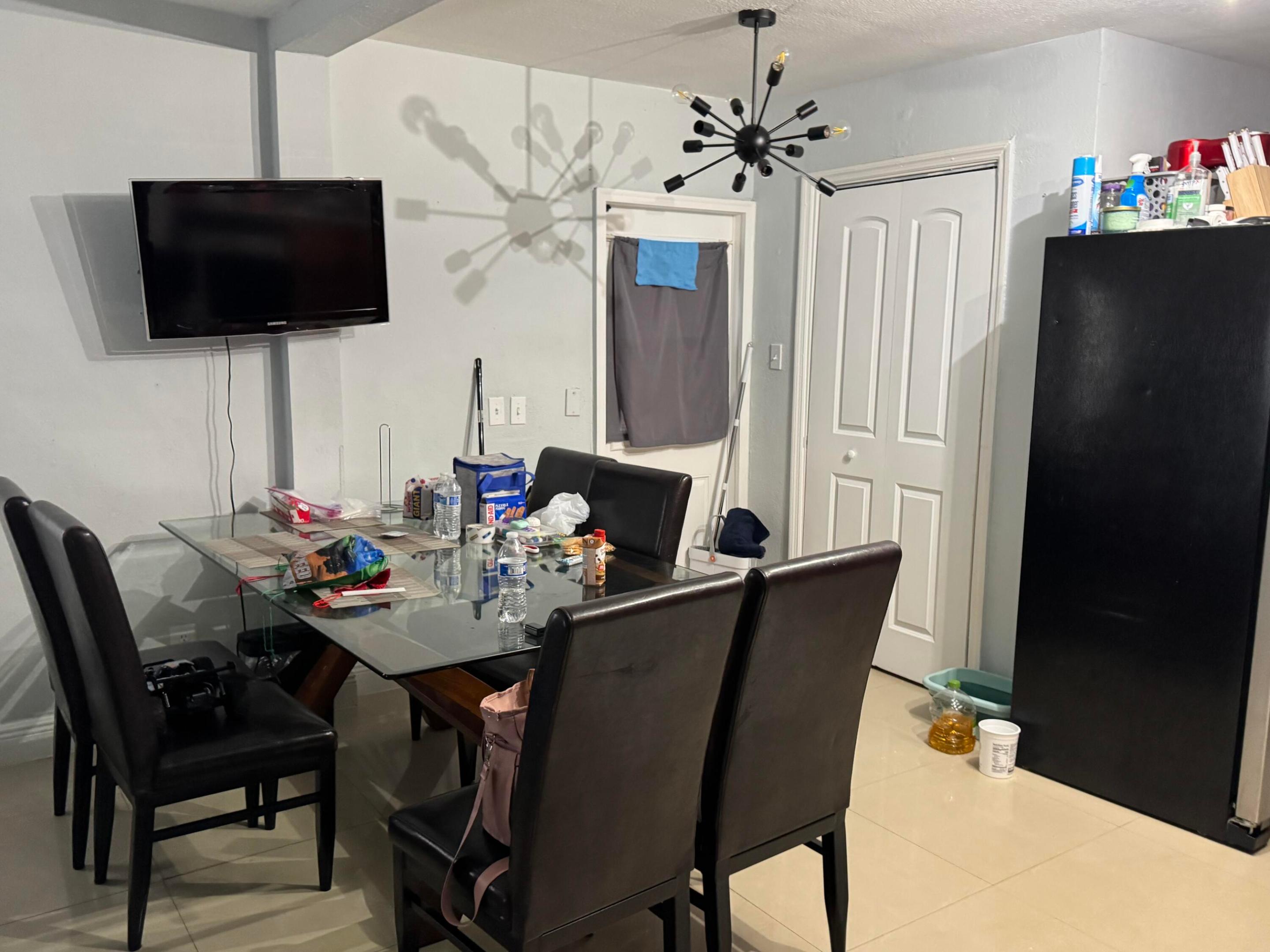 163 SW 5th Street