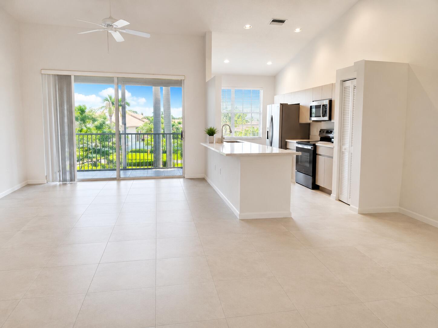 6560 Villa Sonrisa Drive 1321