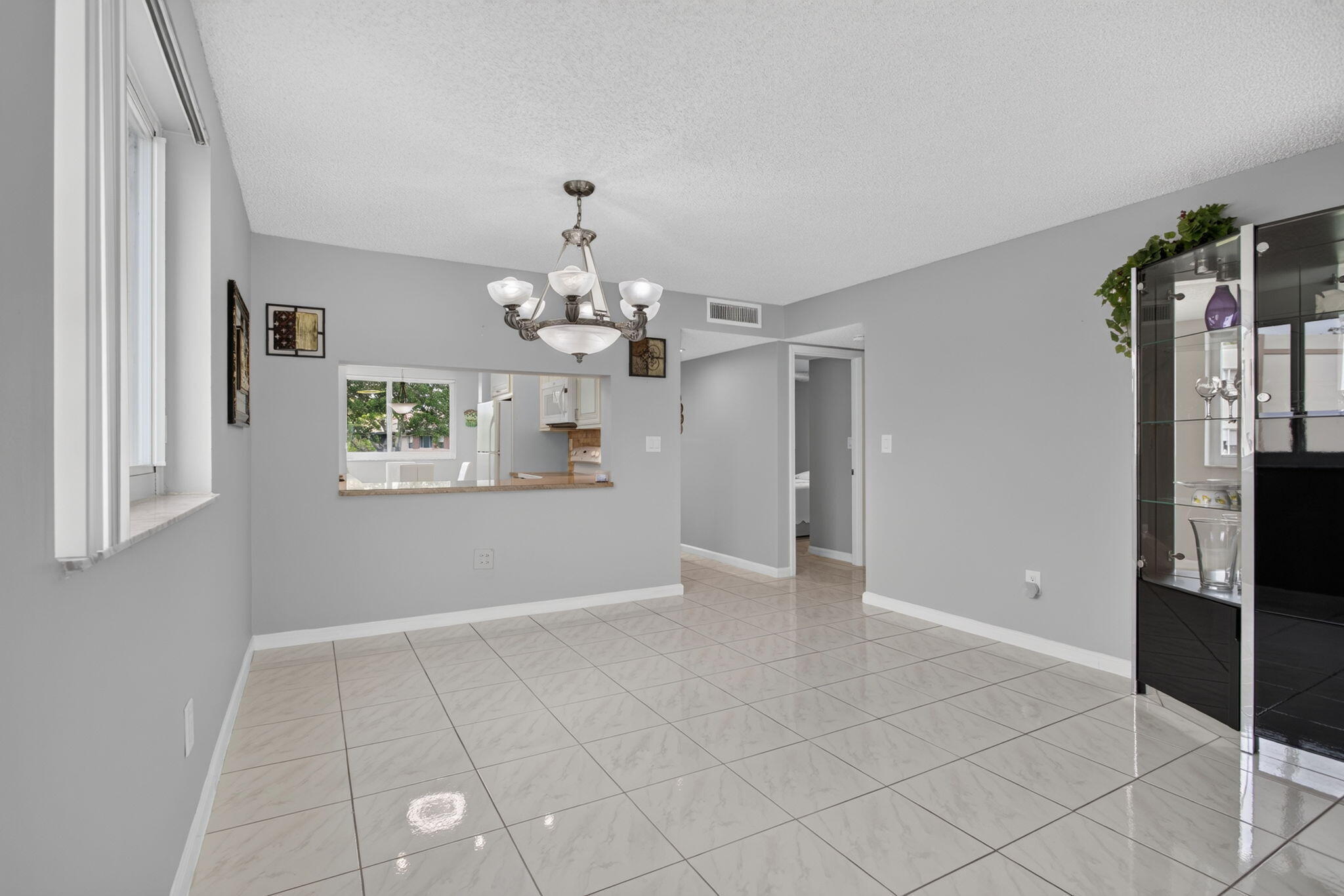 7216 S Devon Drive 212
