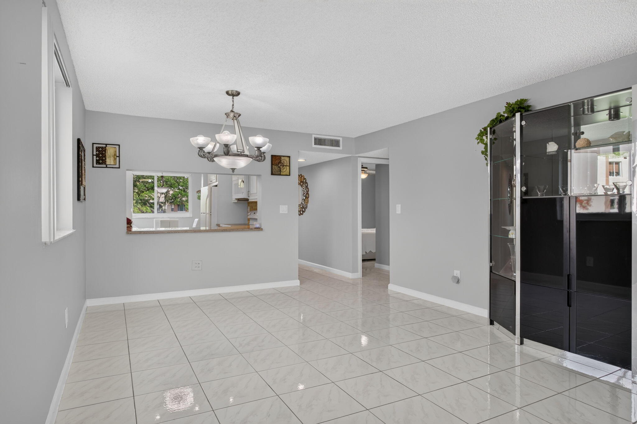 7216 S Devon Drive 212