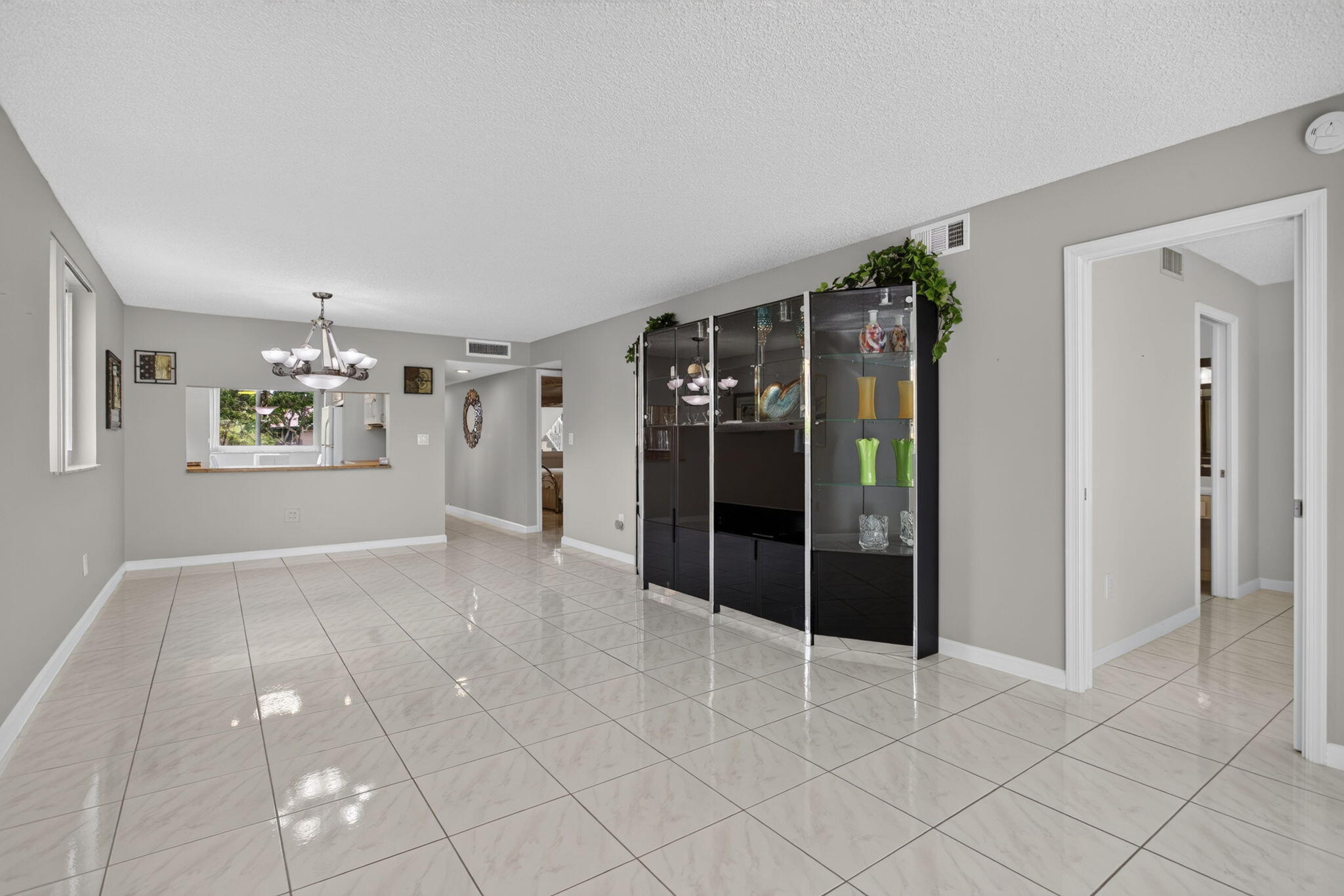 7216 S Devon Drive 212