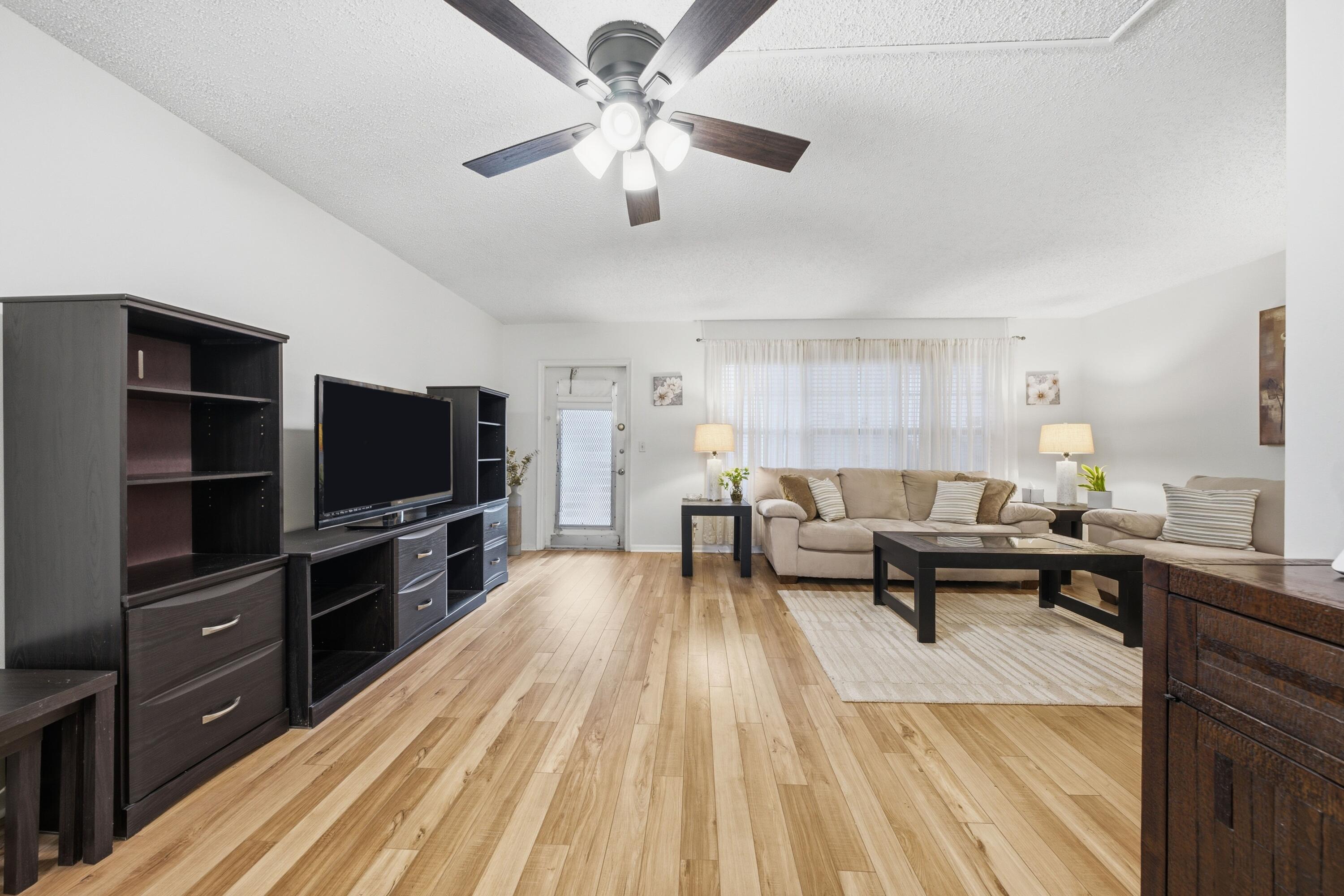 108 Greenbrier