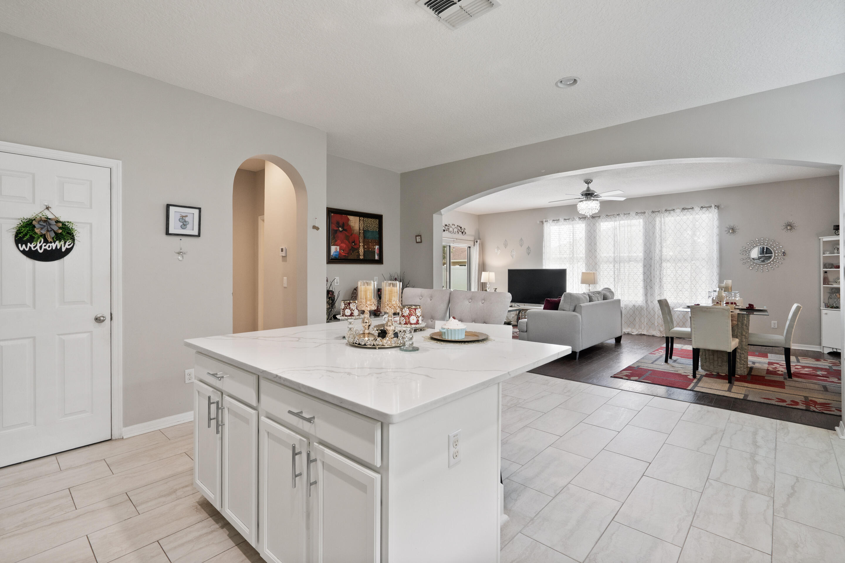 12532 Sawgrass Oak Street