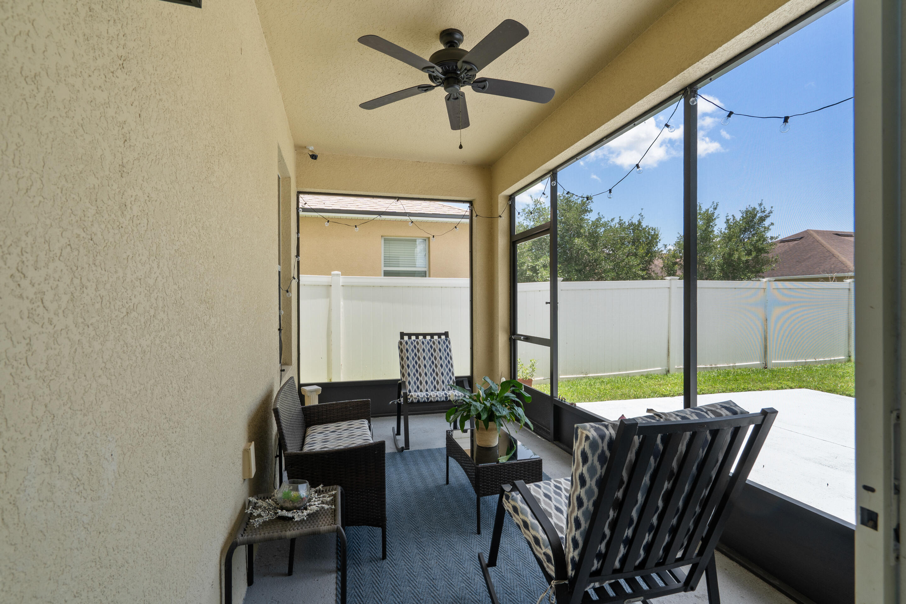 12532 Sawgrass Oak Street