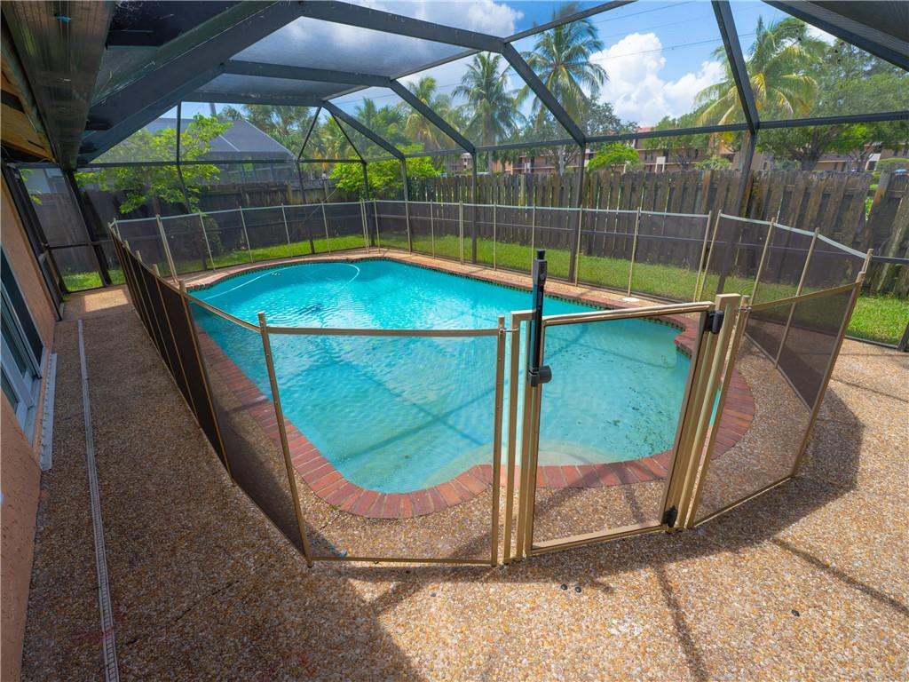 5332 NW 29th Court