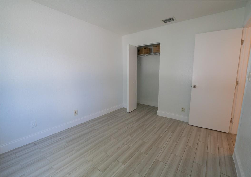 5332 NW 29th Court