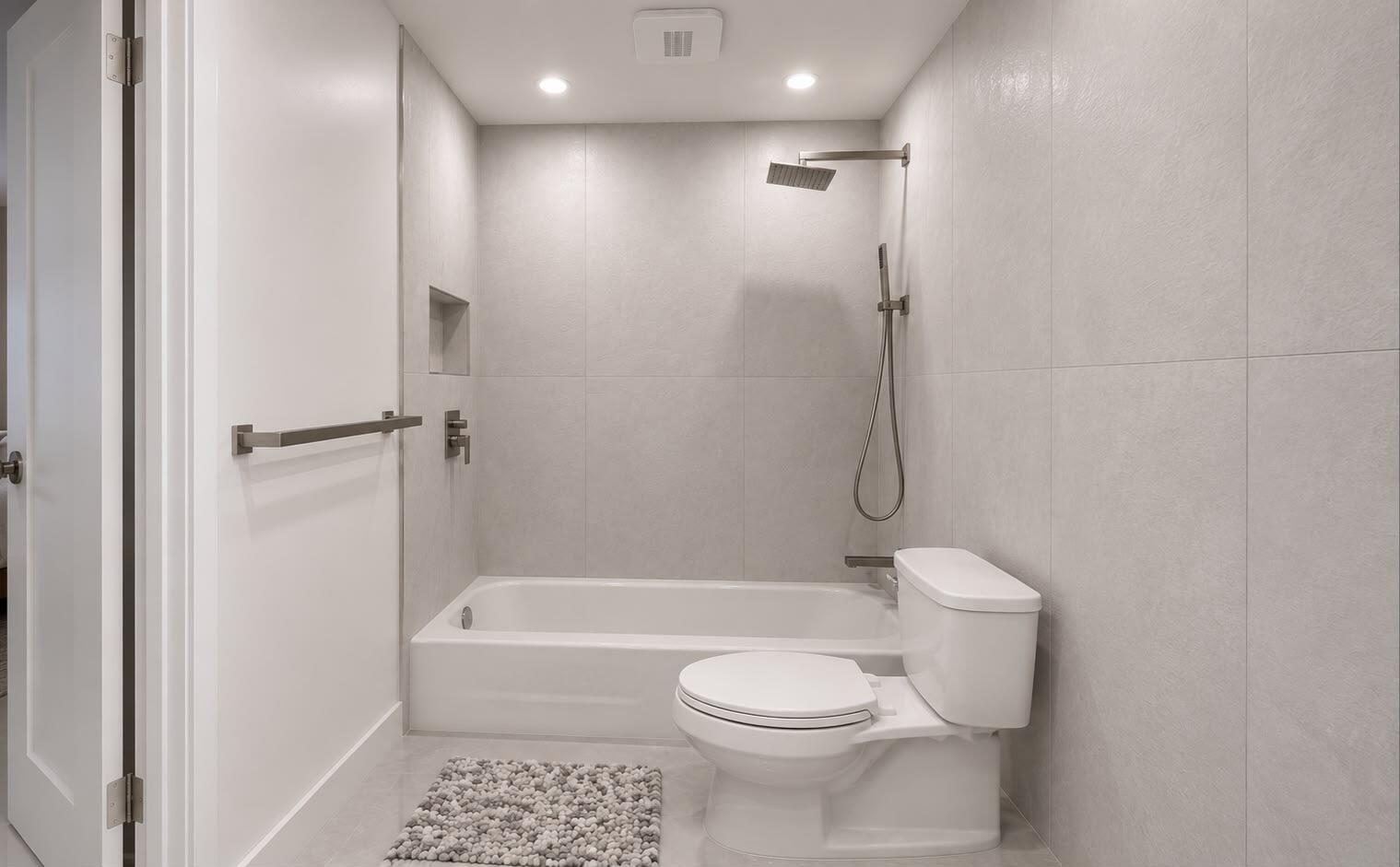 6249 Bay Club Drive 3