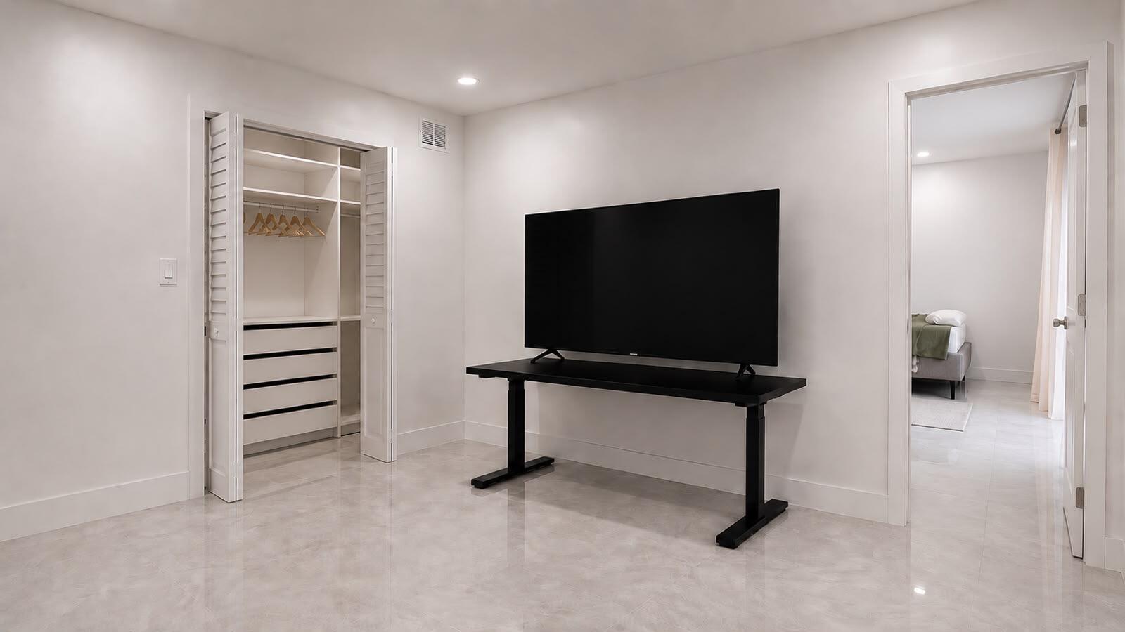 6249 Bay Club Drive 3