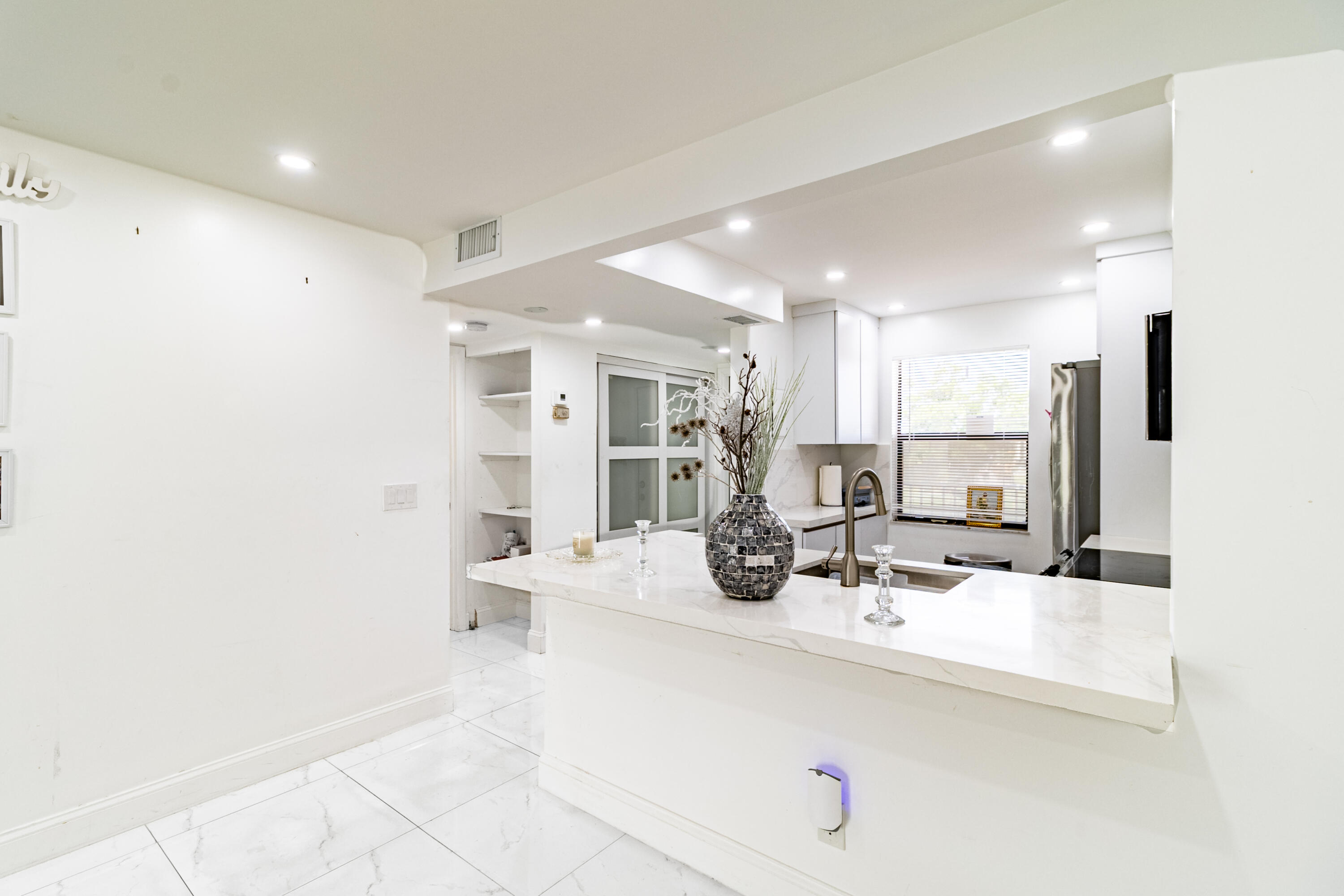 10331 Sunrise Lakes Boulevard Unit: 302