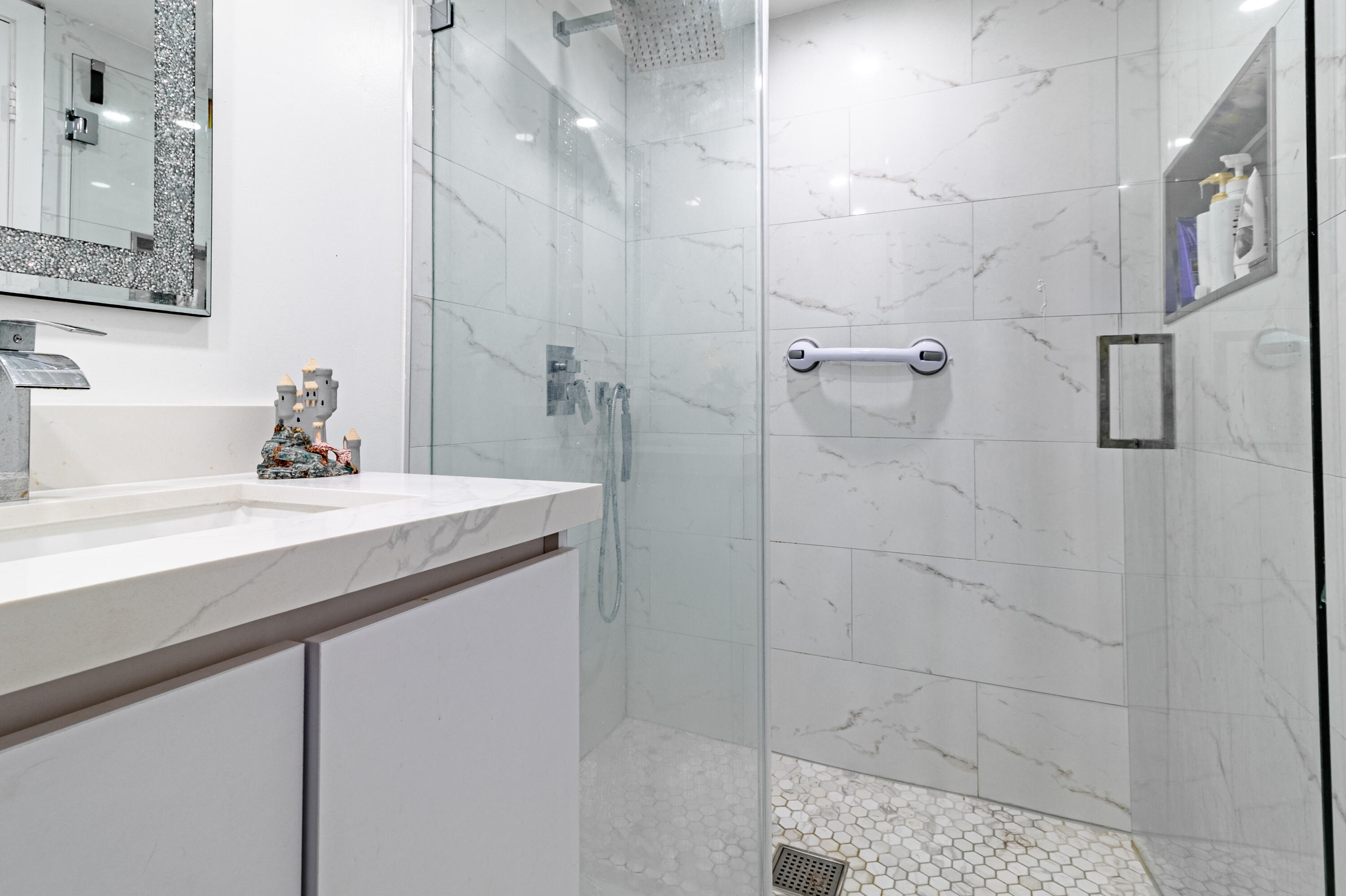 10331 Sunrise Lakes Boulevard Unit: 302