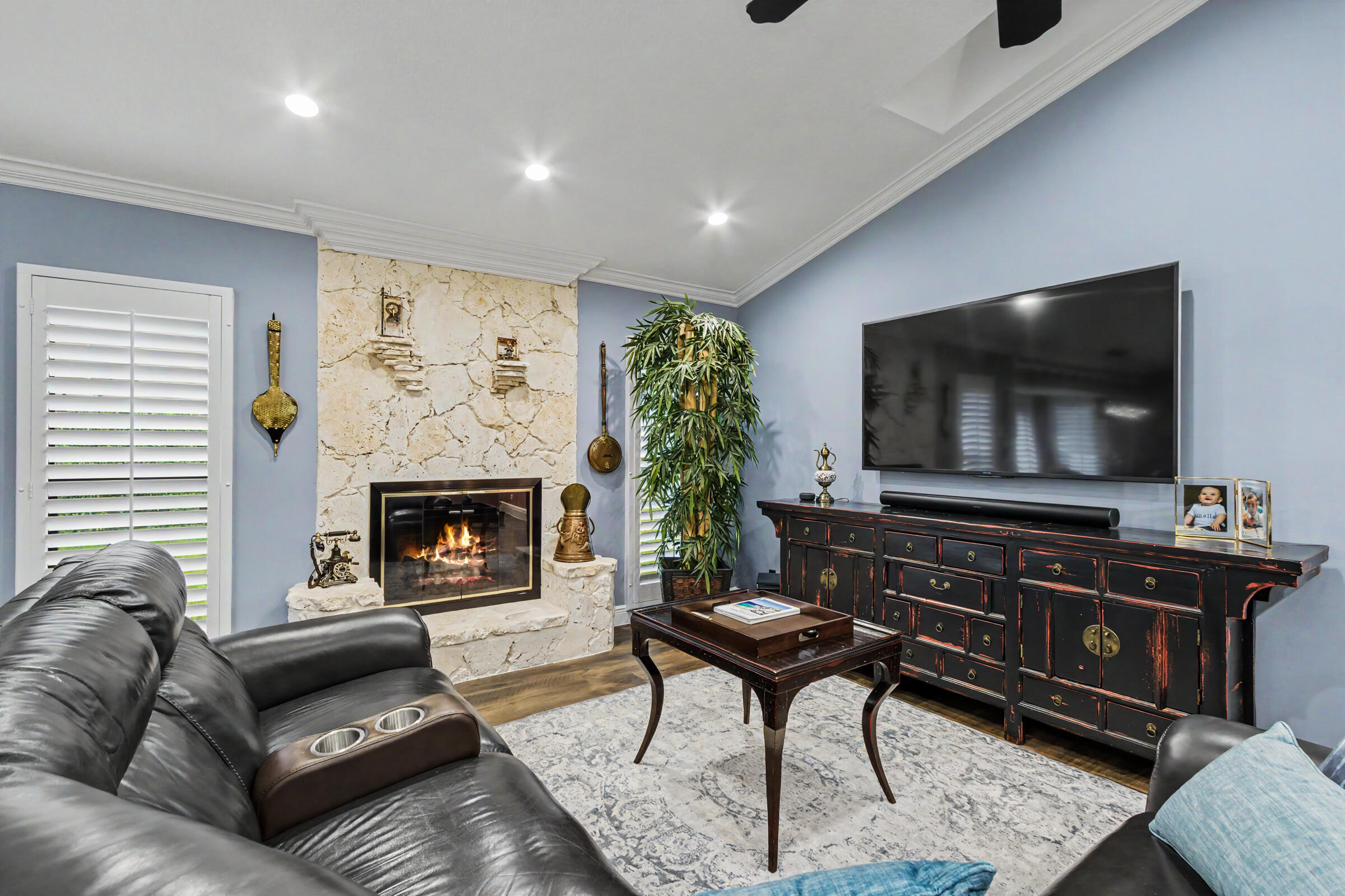 8255 NW 51st Court