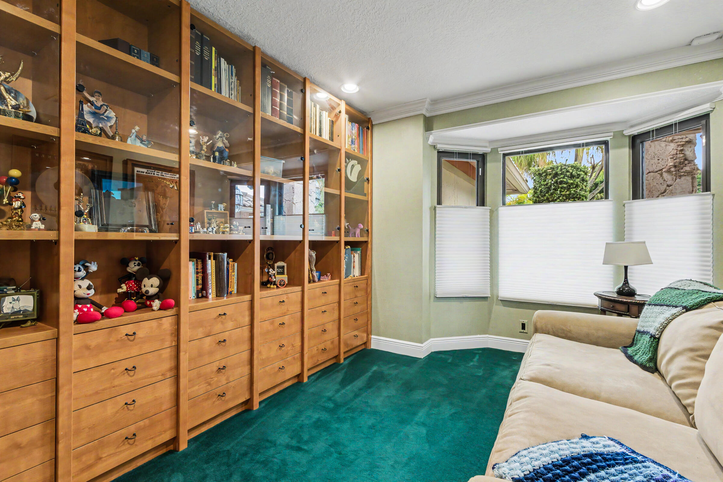 8255 NW 51st Court