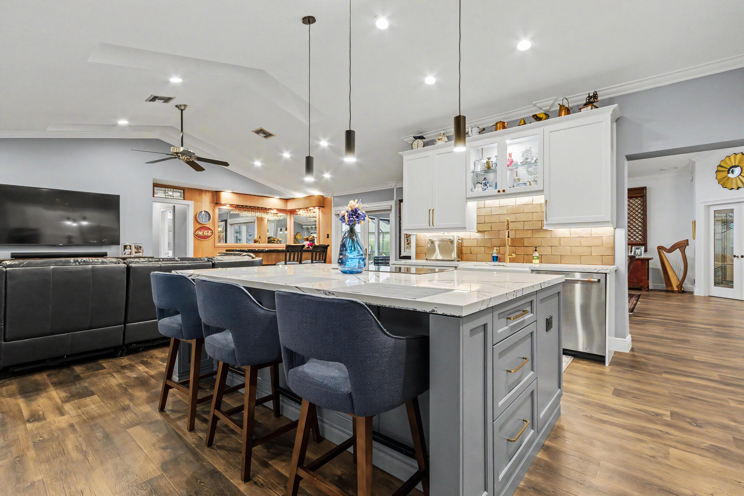 8255 NW 51st Court