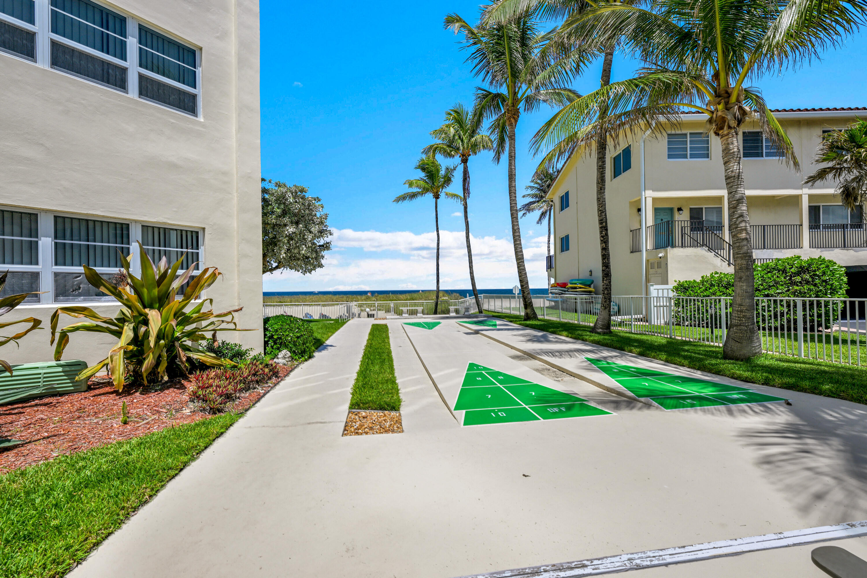 6000 N Ocean Boulevard 1d, Lauderdale-By-The-Sea Unit: 1d