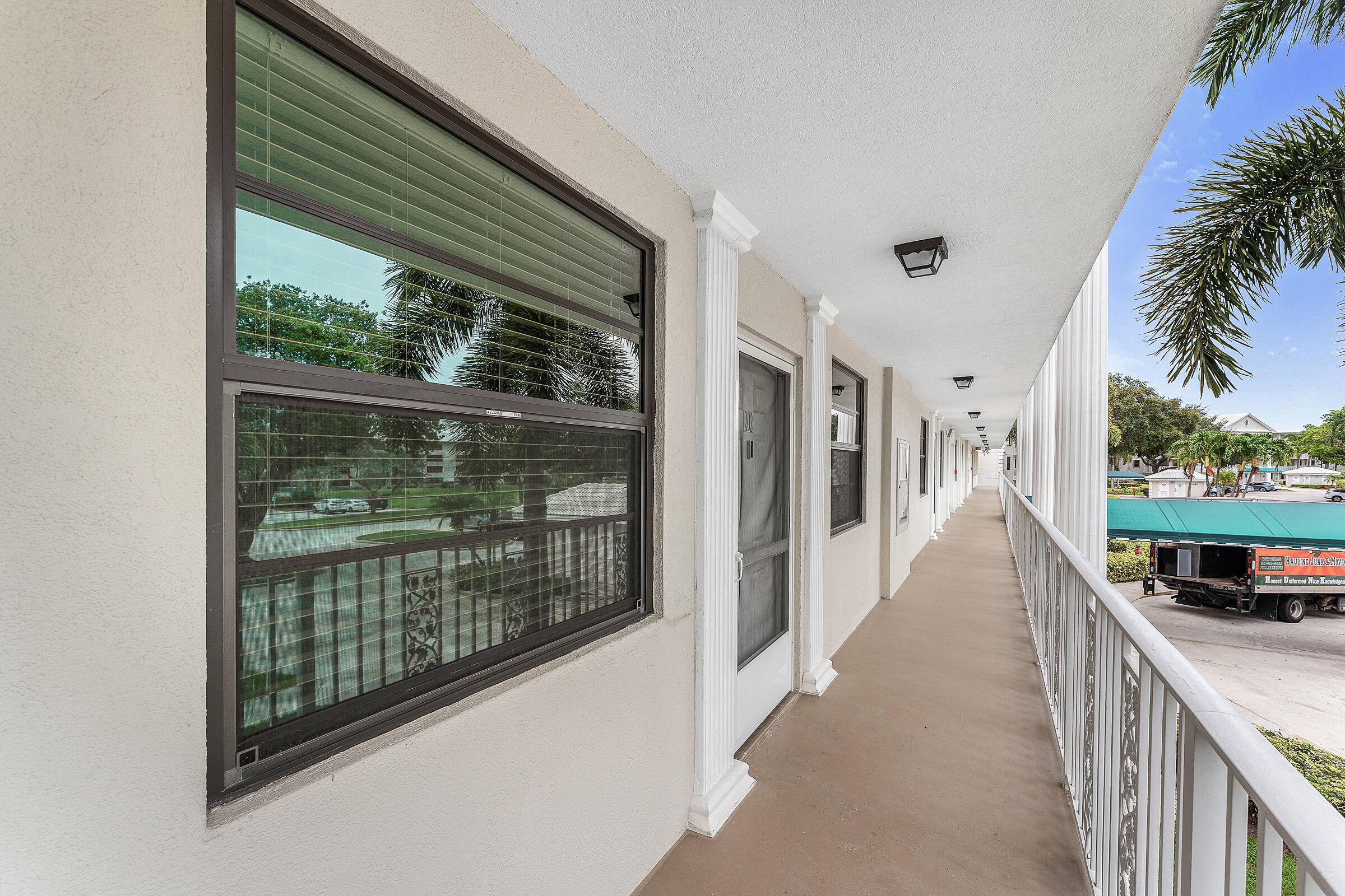 6097 Balboa Circle 202