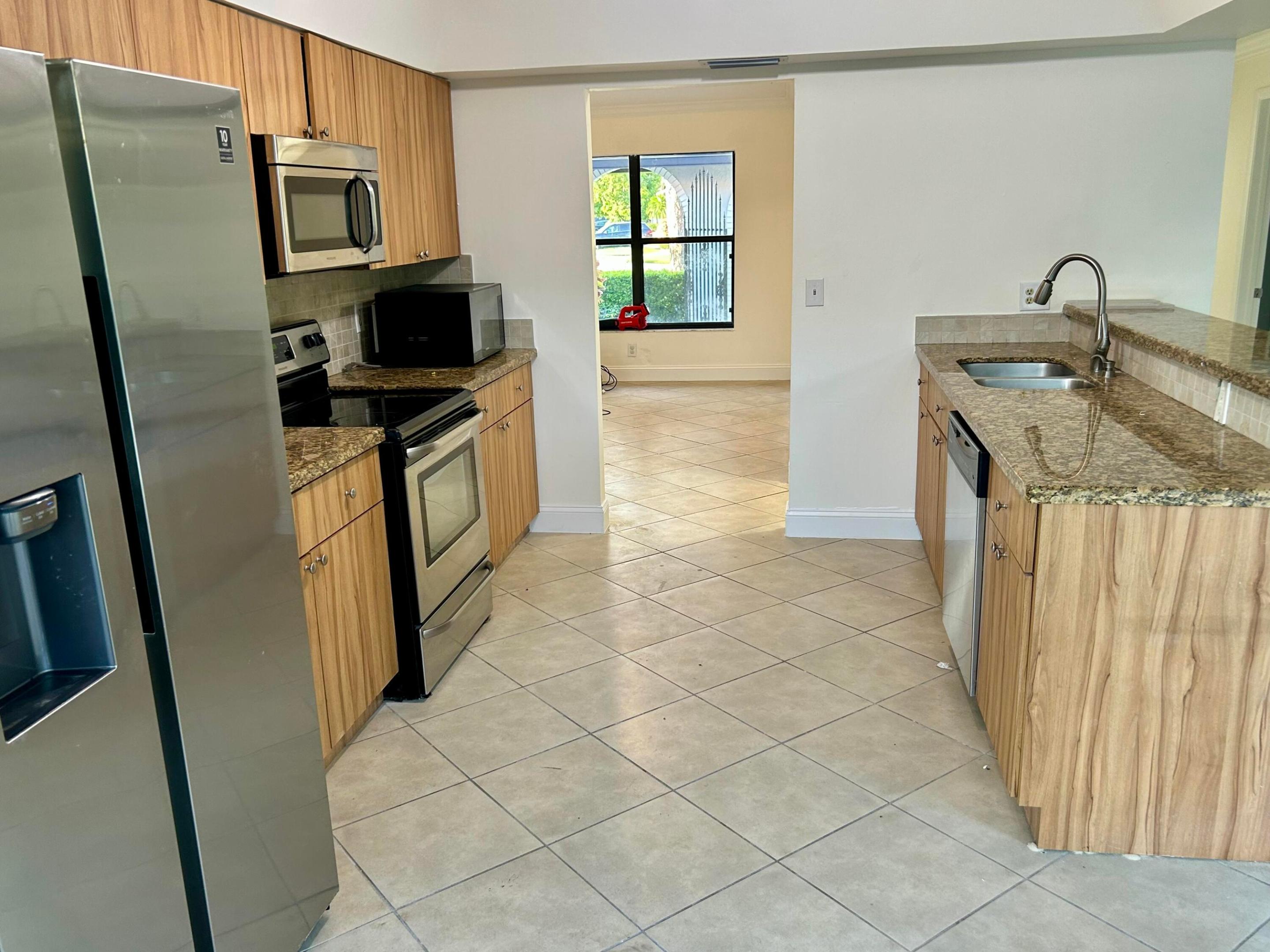 22822 Pinewood Court