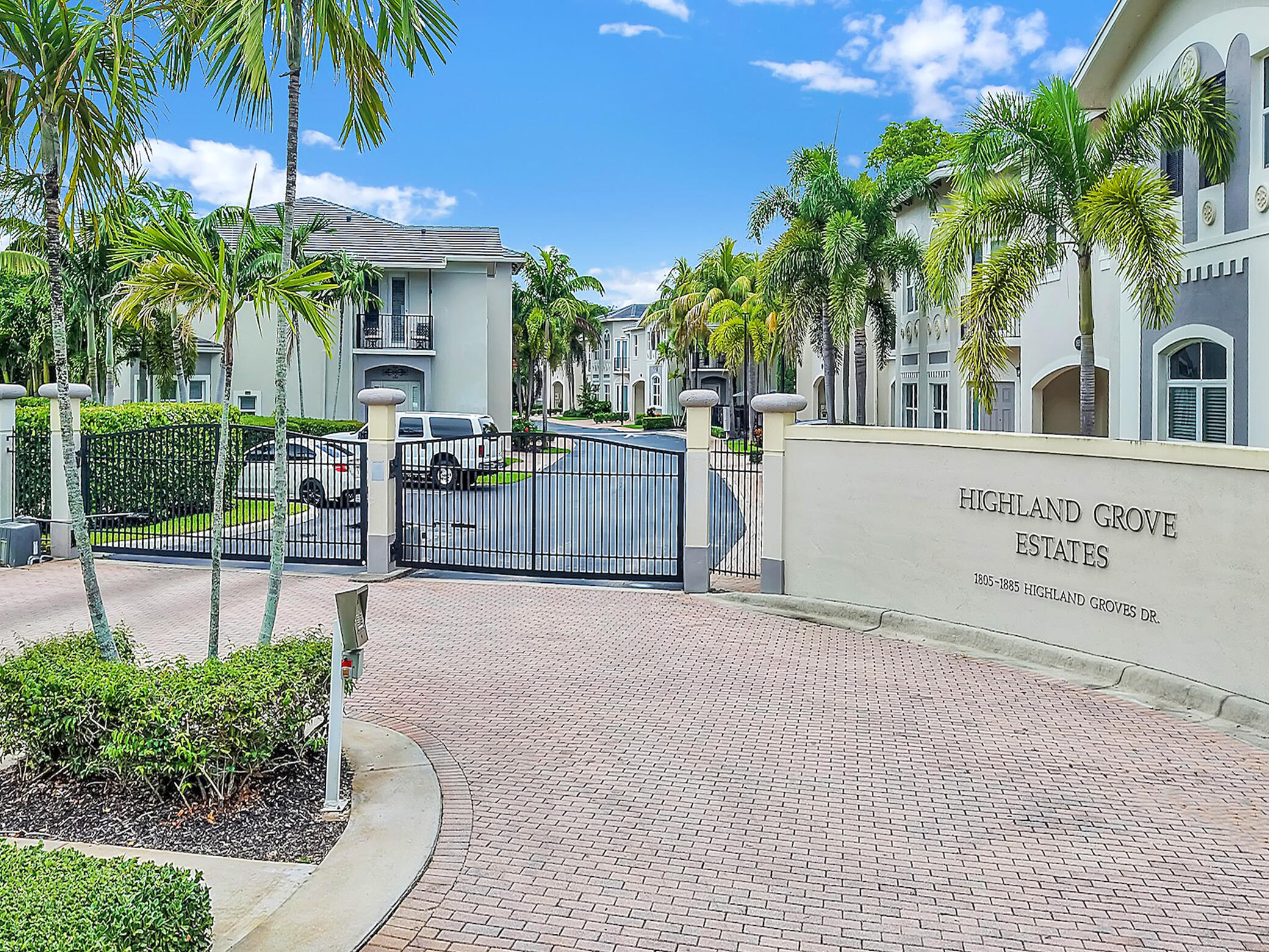 1835 Highland Grove Drive