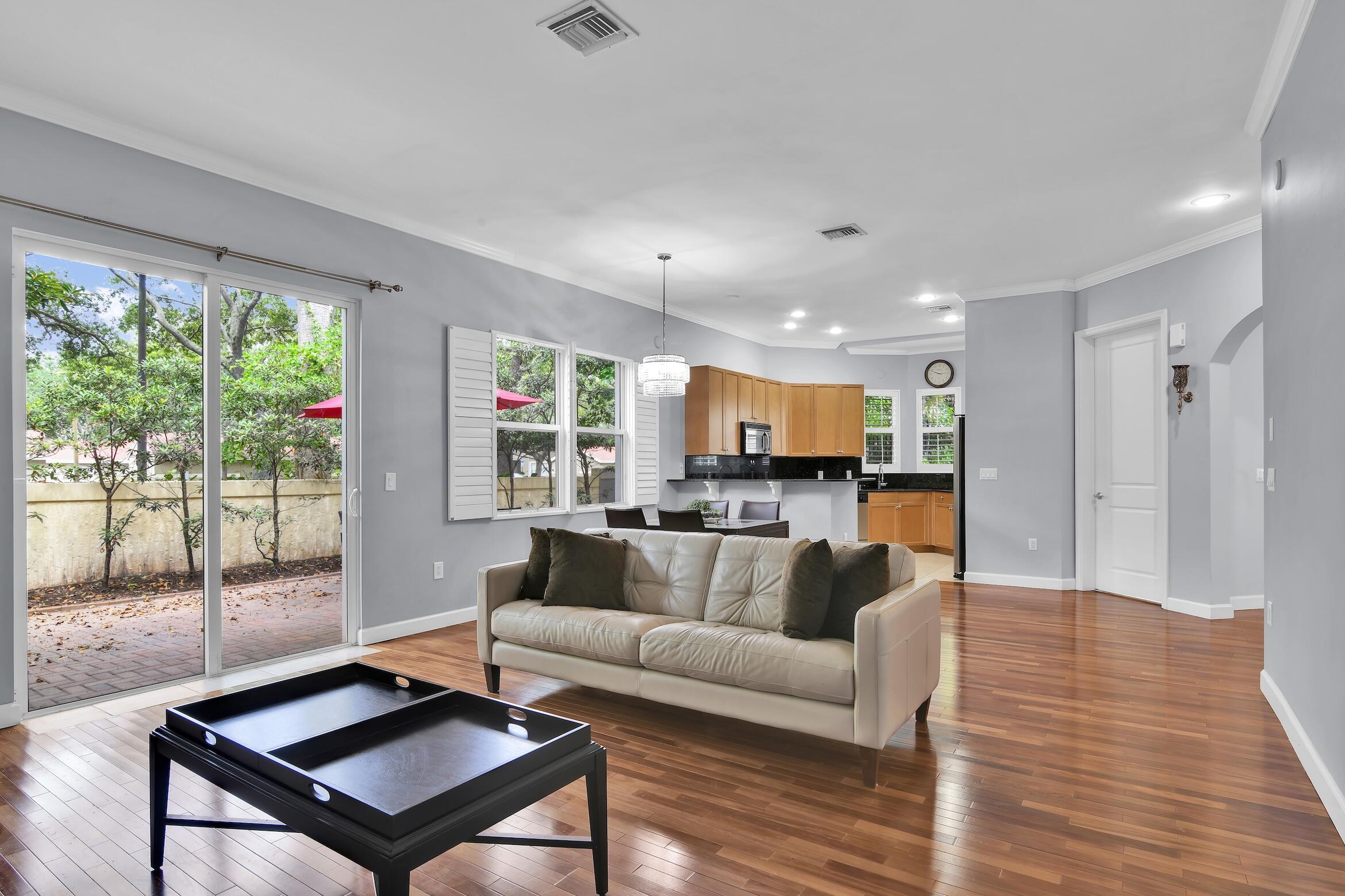 1835 Highland Grove Drive
