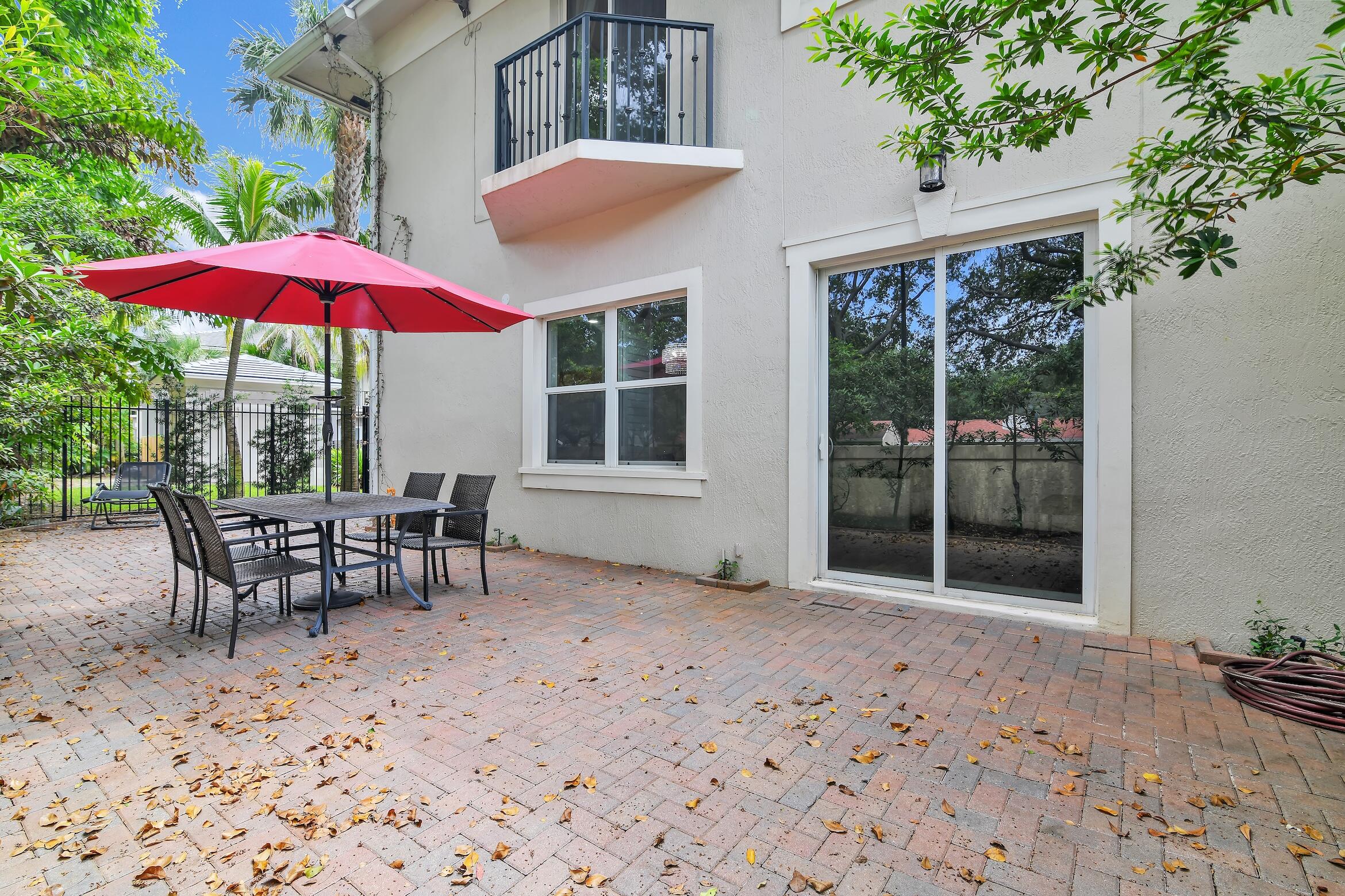 1835 Highland Grove Drive