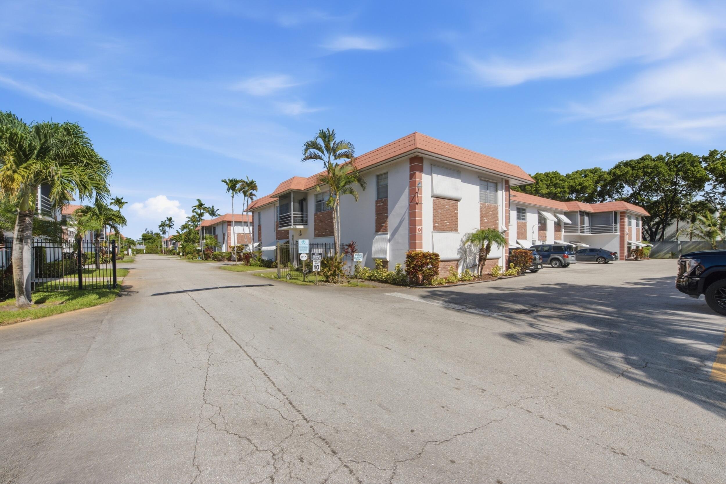 3550 NW 8th Avenue 812