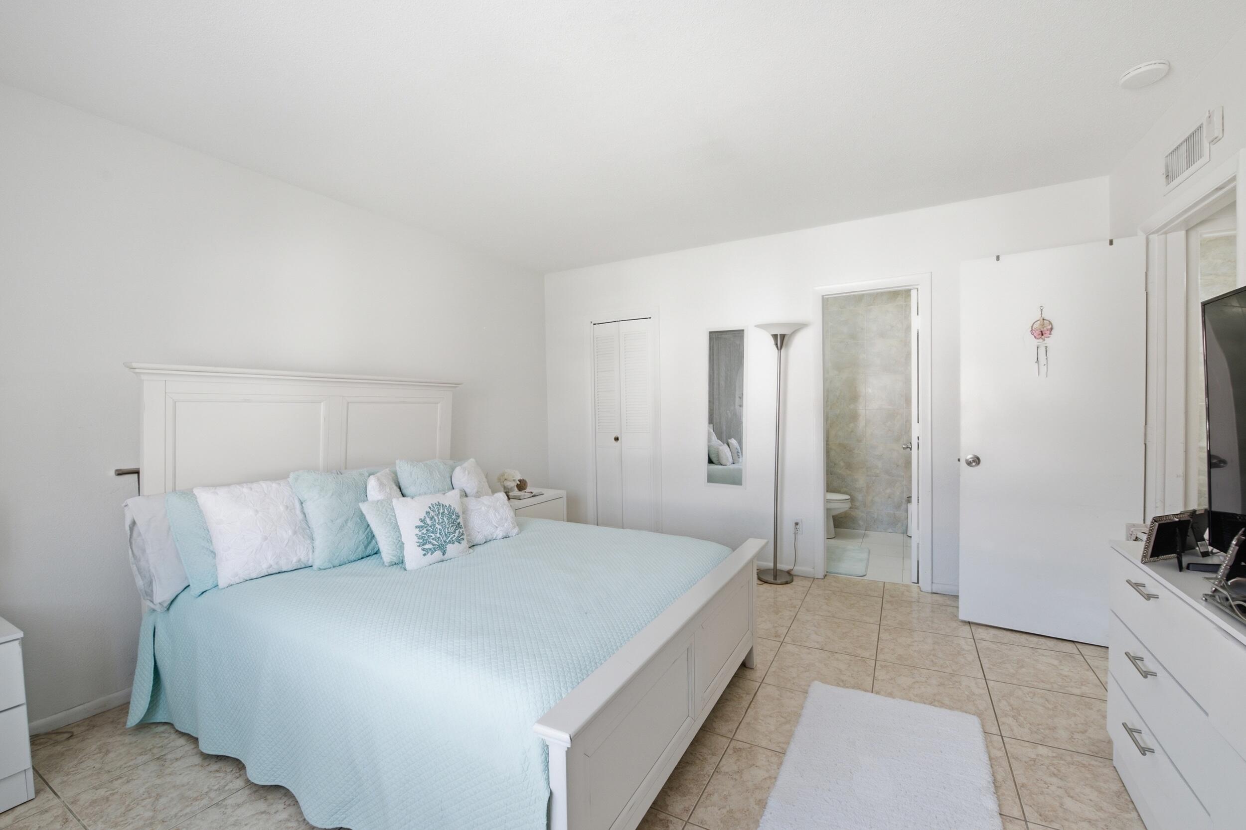 3550 NW 8th Avenue 812