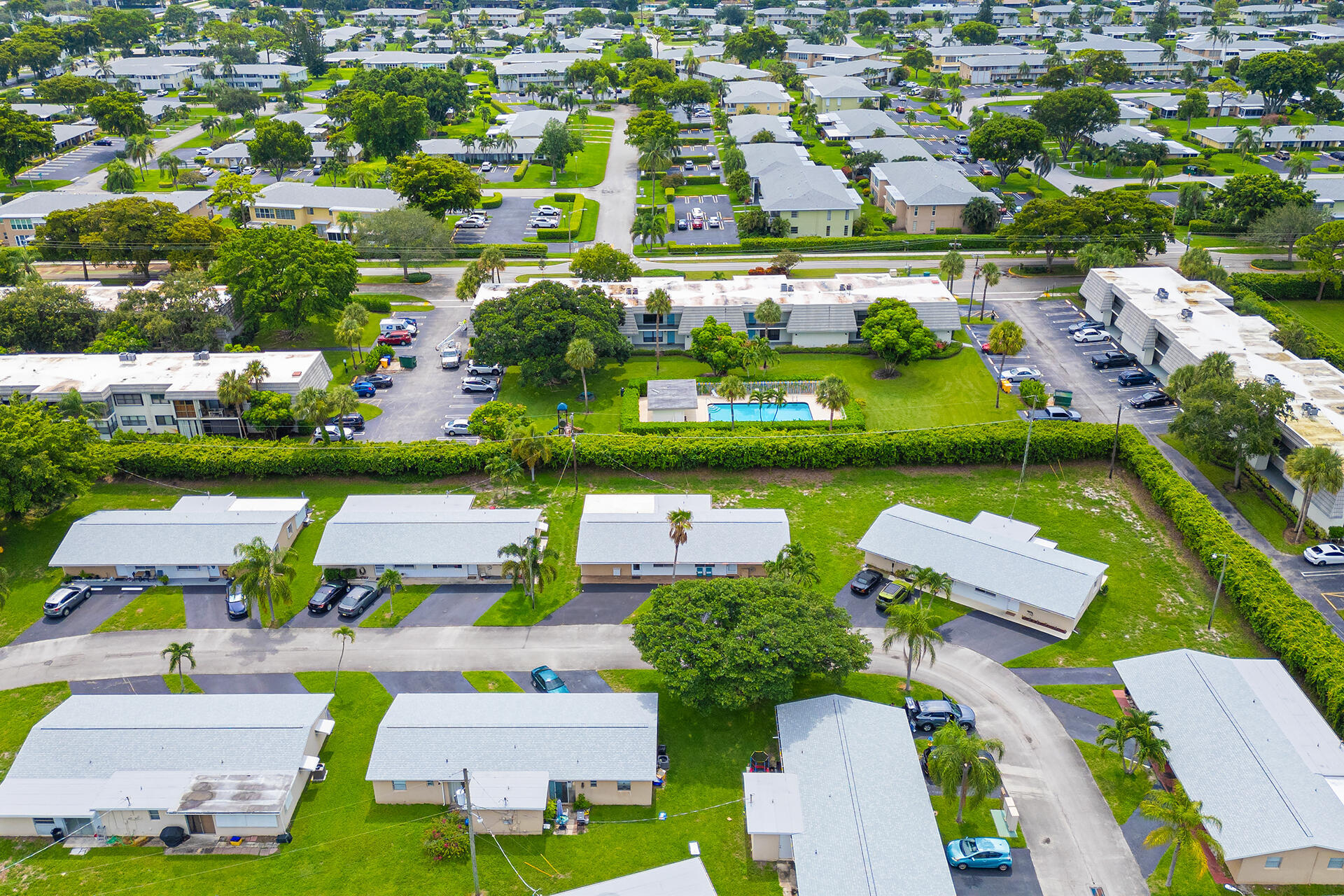 2722 Peer Lane 187