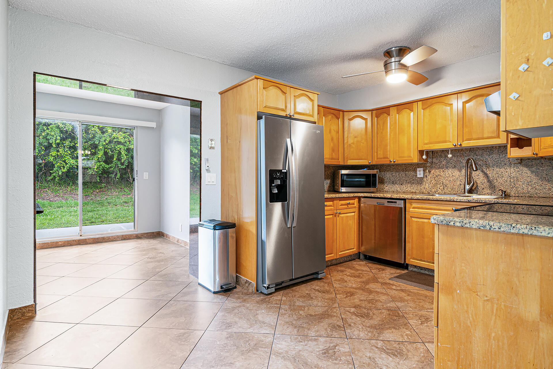 2722 Peer Lane 187