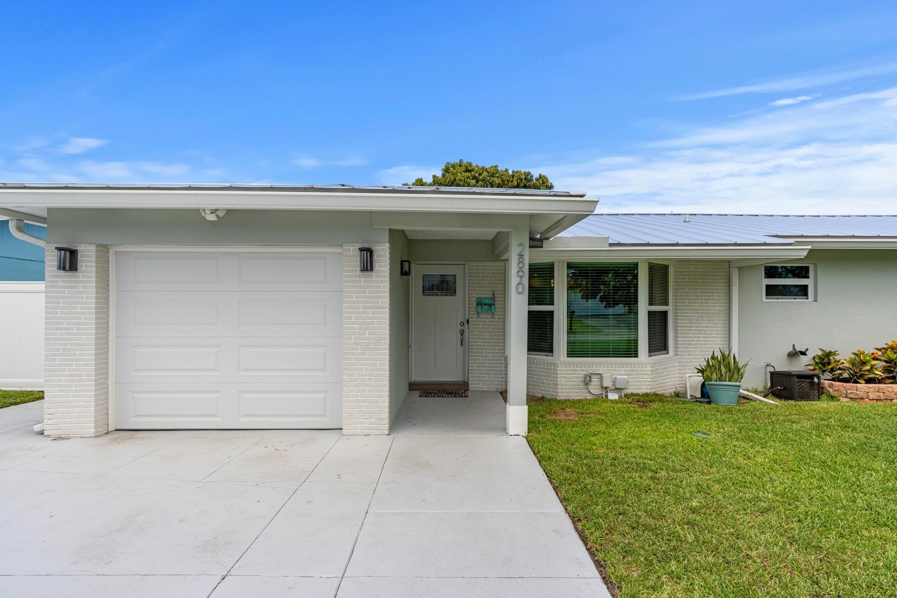 2890 SE 1st Court