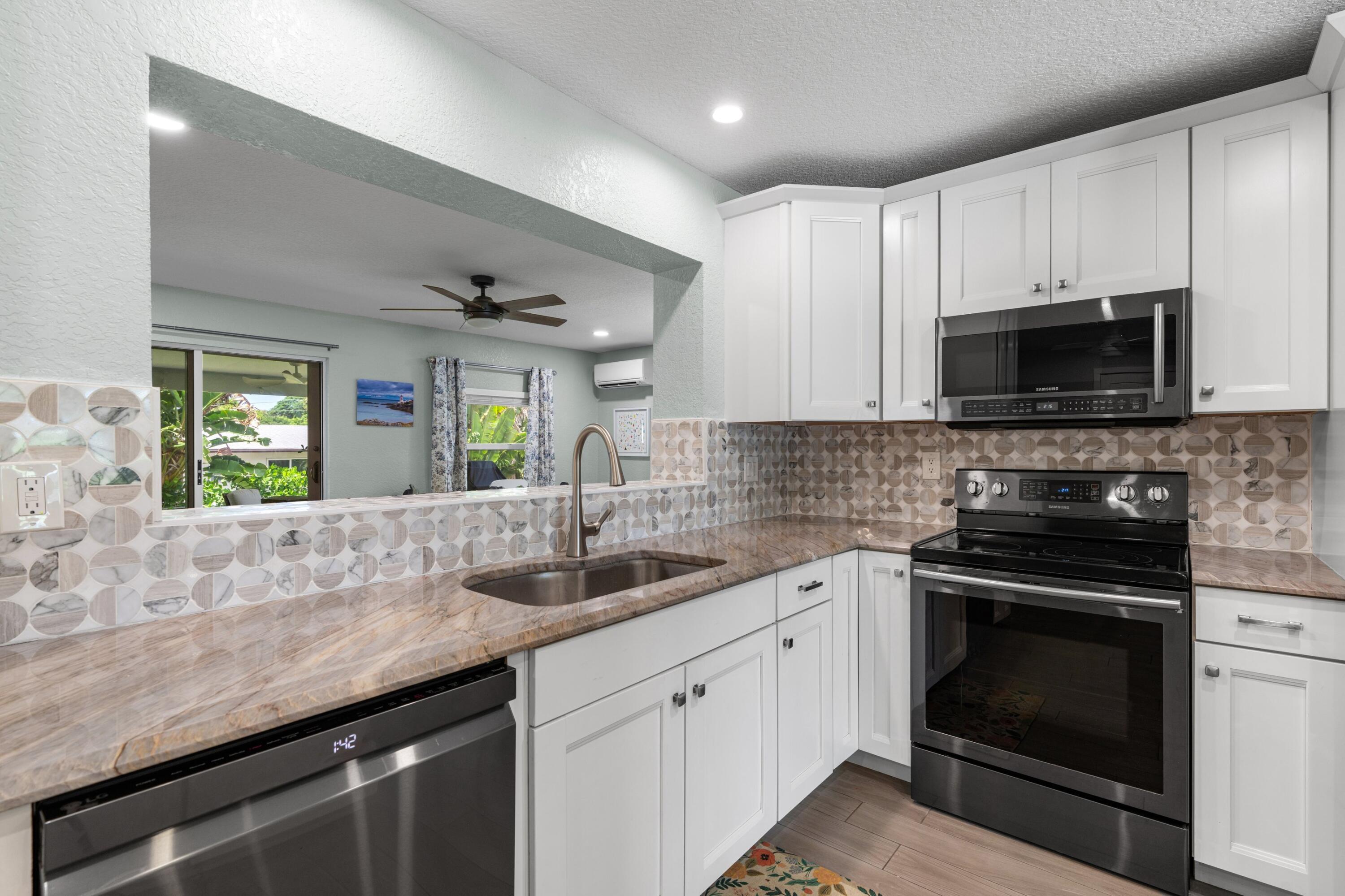 2890 SE 1st Court