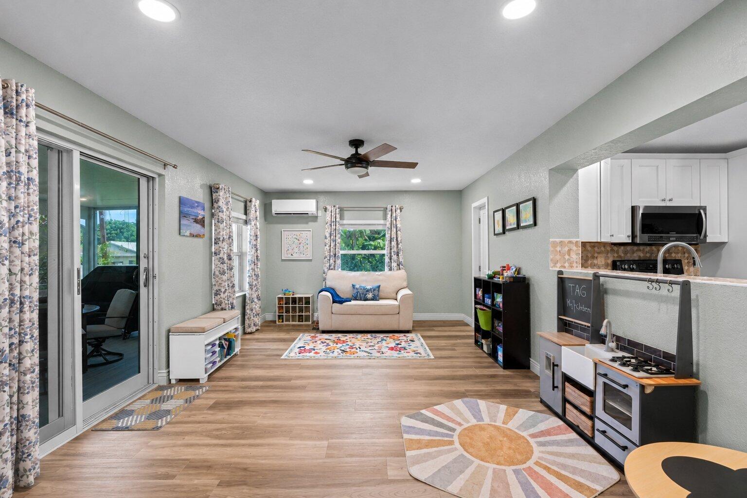 2890 SE 1st Court