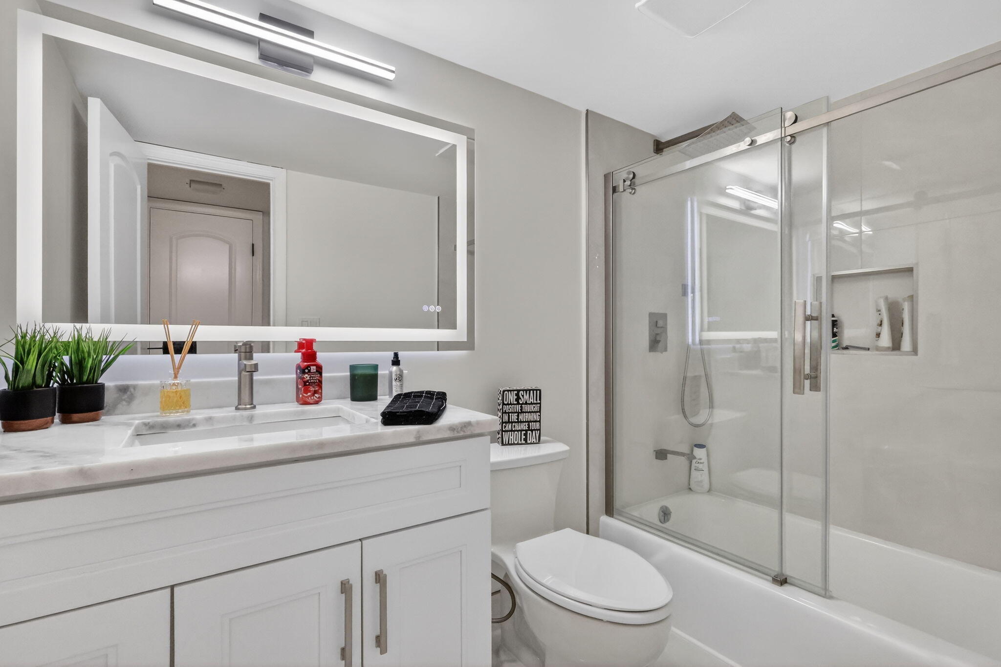 700 NE Harbour Terrace 1250
