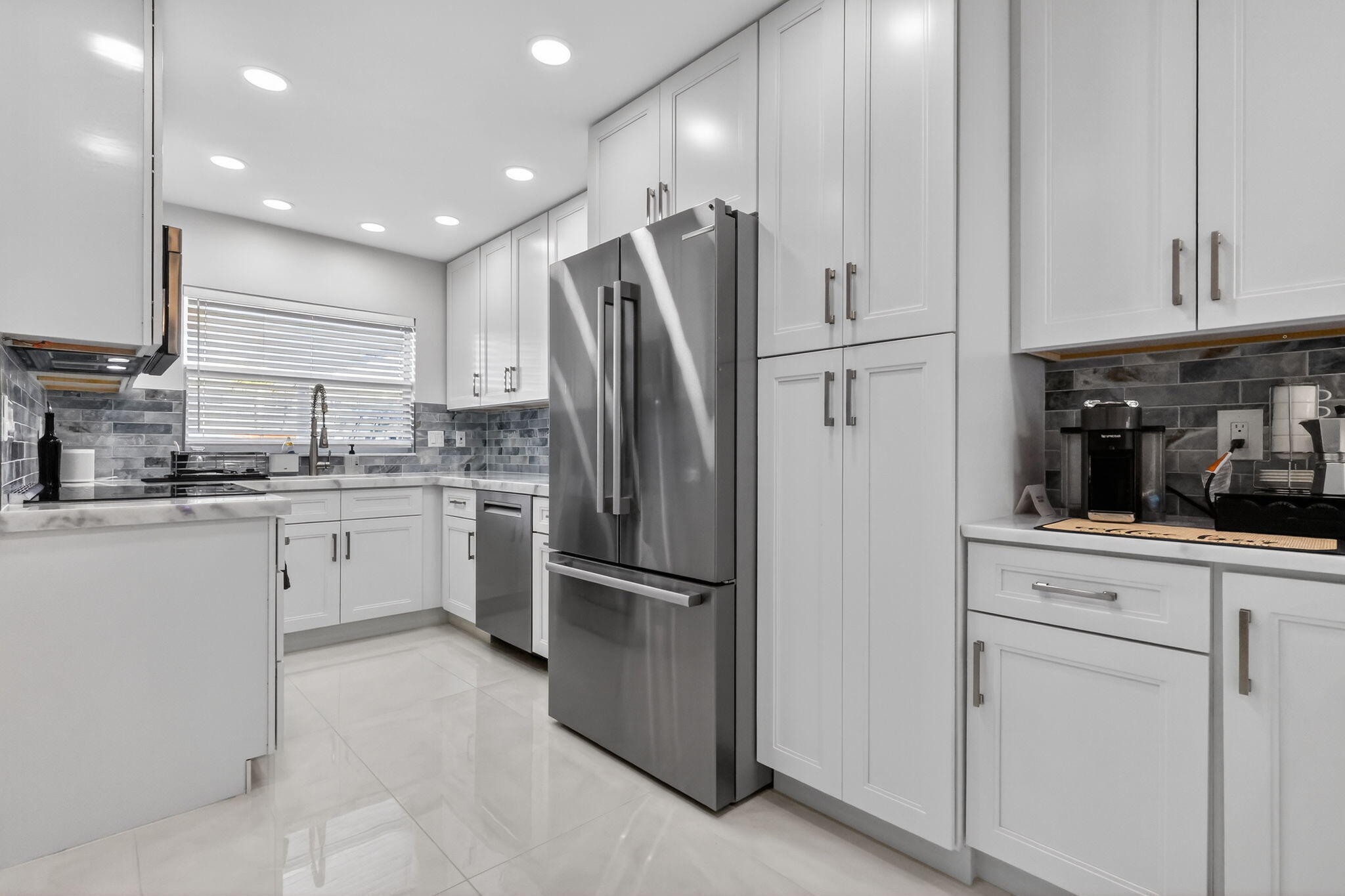700 NE Harbour Terrace 1250
