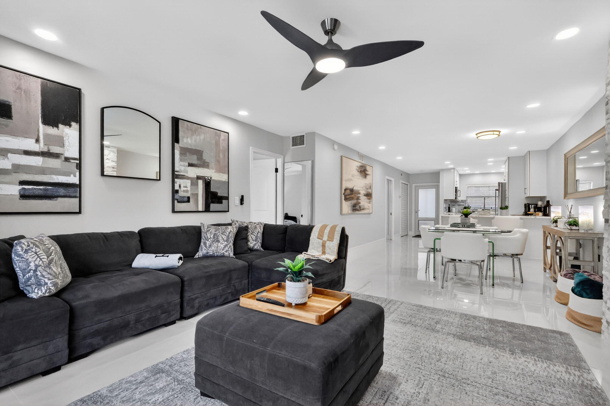 700 NE Harbour Terrace 1250