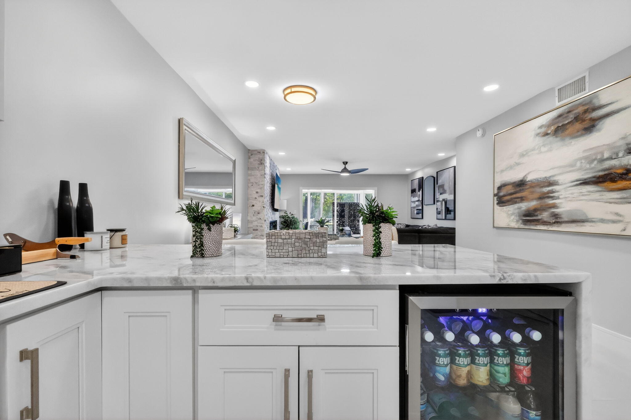 700 NE Harbour Terrace 1250