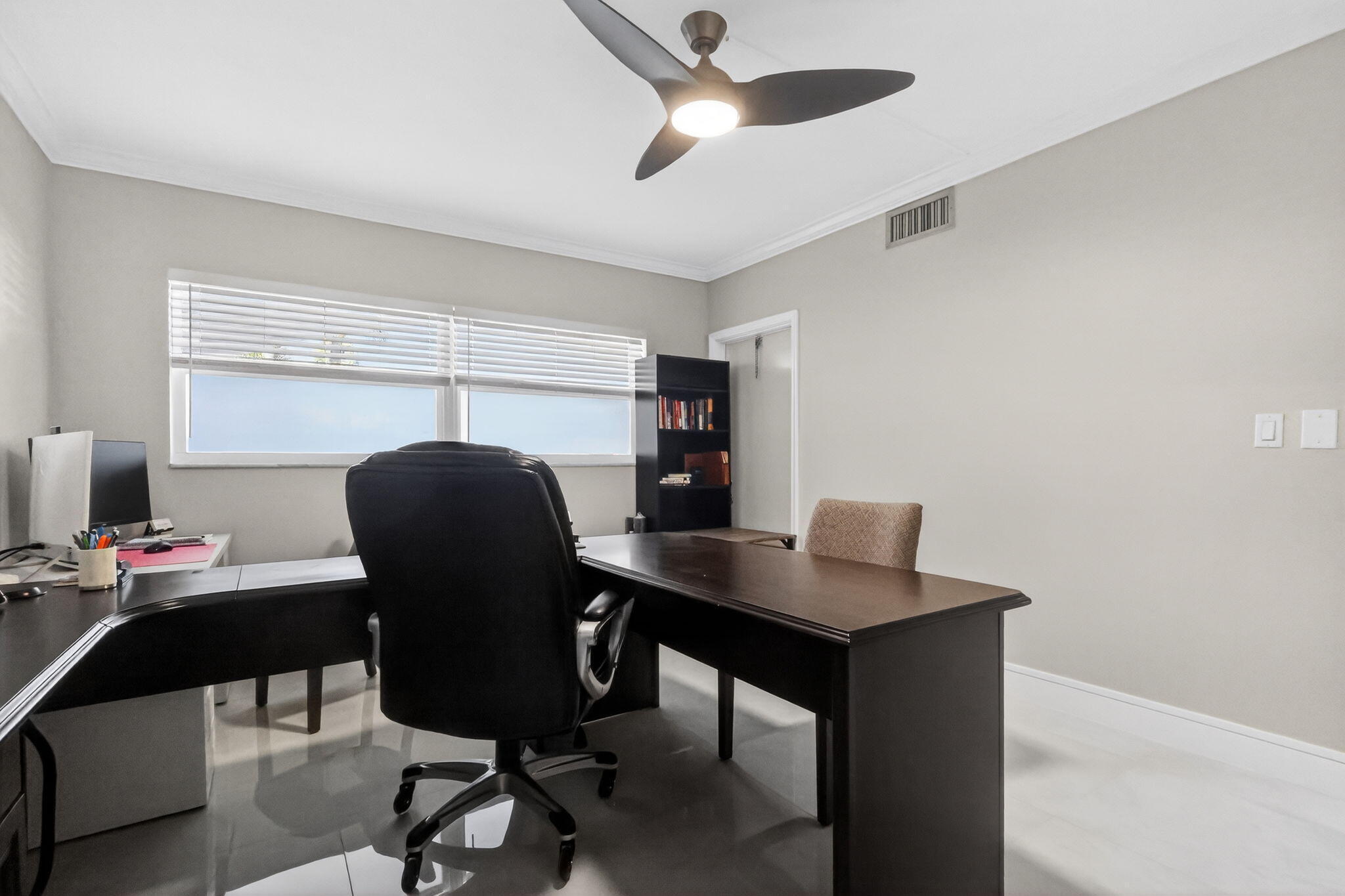 700 NE Harbour Terrace 1250