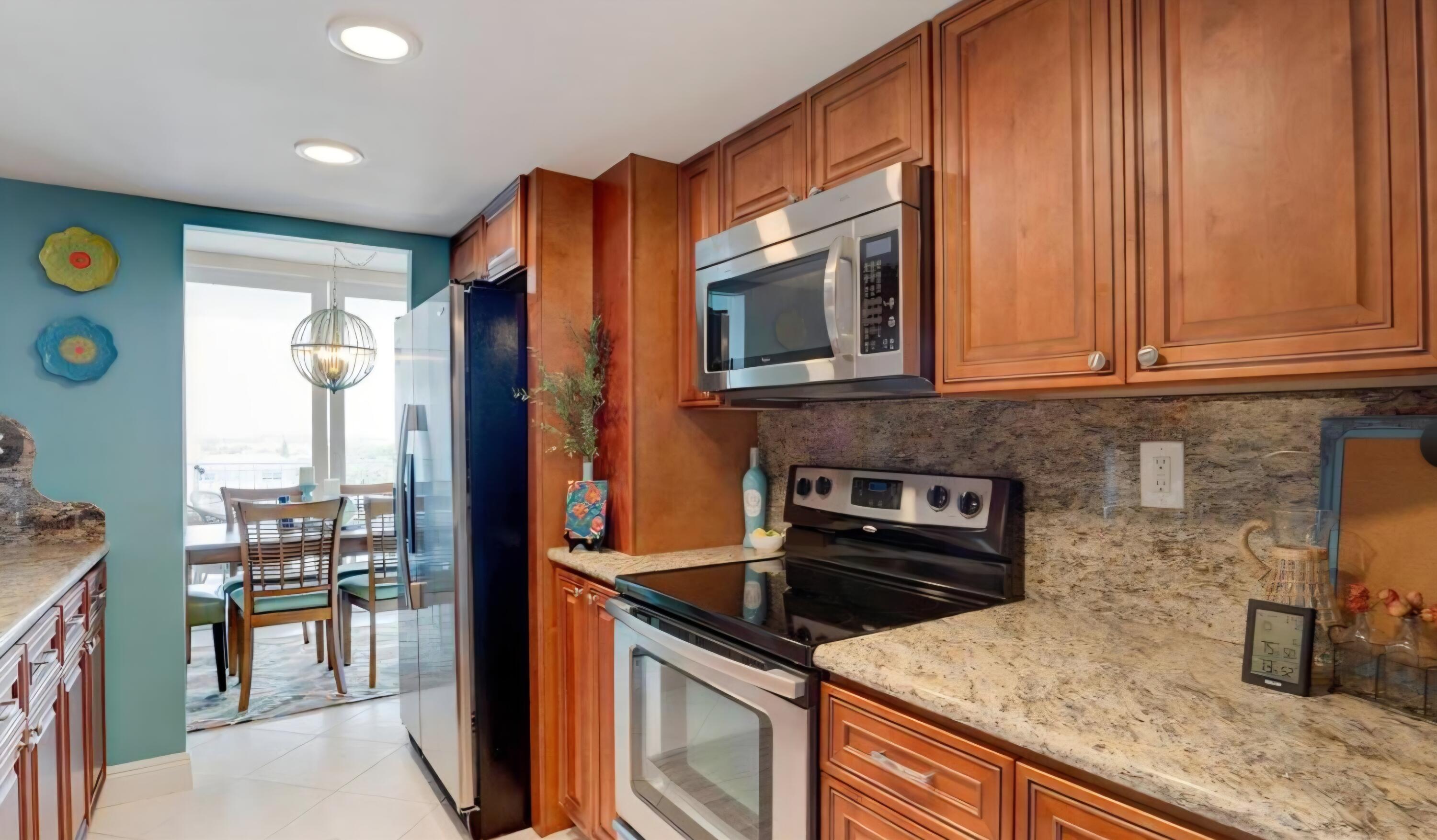 2881 NE 33rd Court 9a
