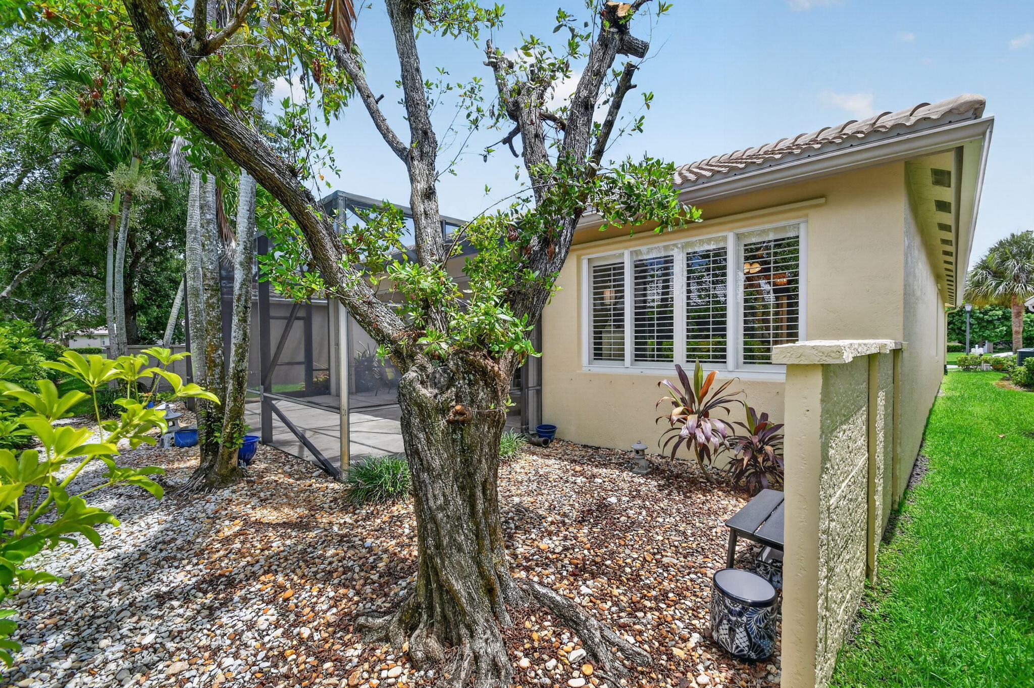 9575 Sandpiper Shores Way