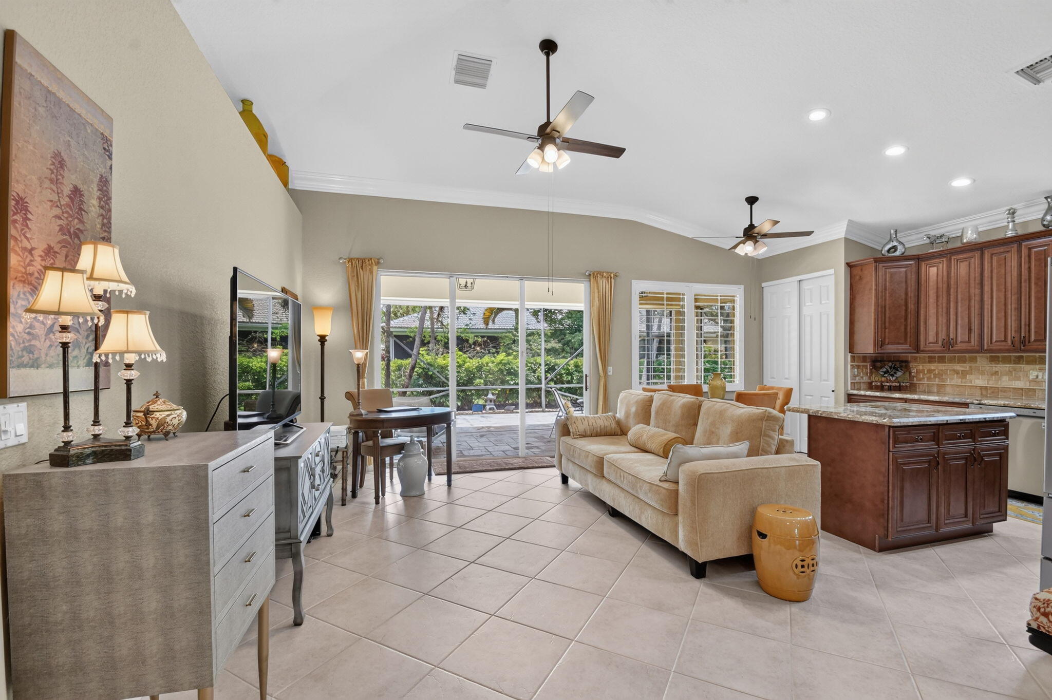 9575 Sandpiper Shores Way