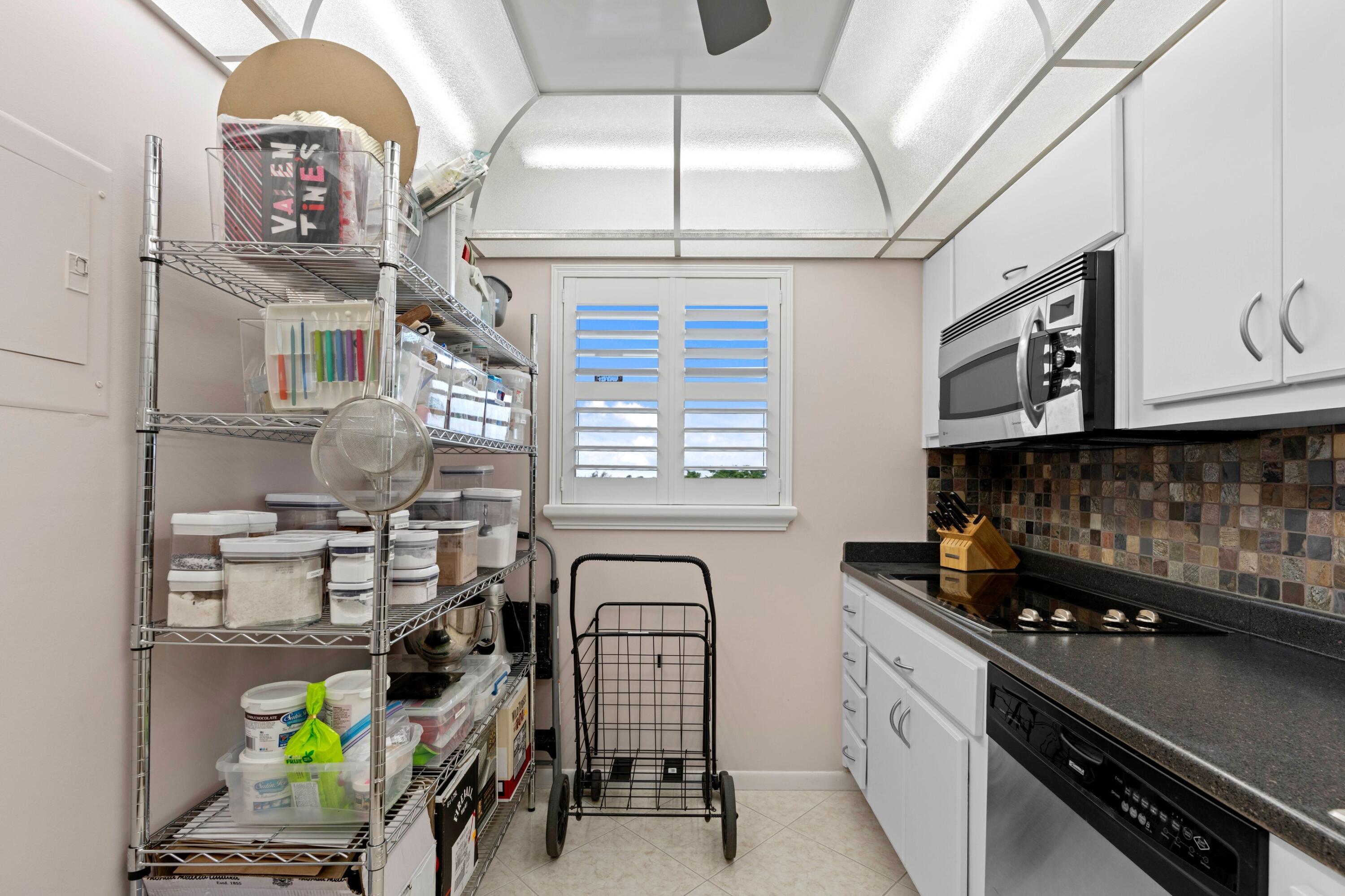 555 NW 4th Avenue Apt 501